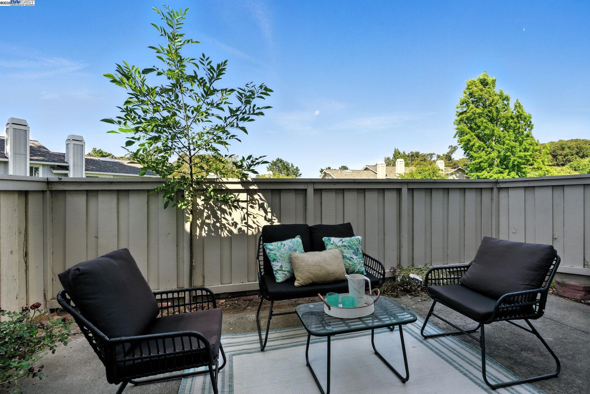 Detail Gallery Image 29 of 44 For 316 N Wildwood, Hercules,  CA 94547 - 3 Beds | 2/1 Baths
