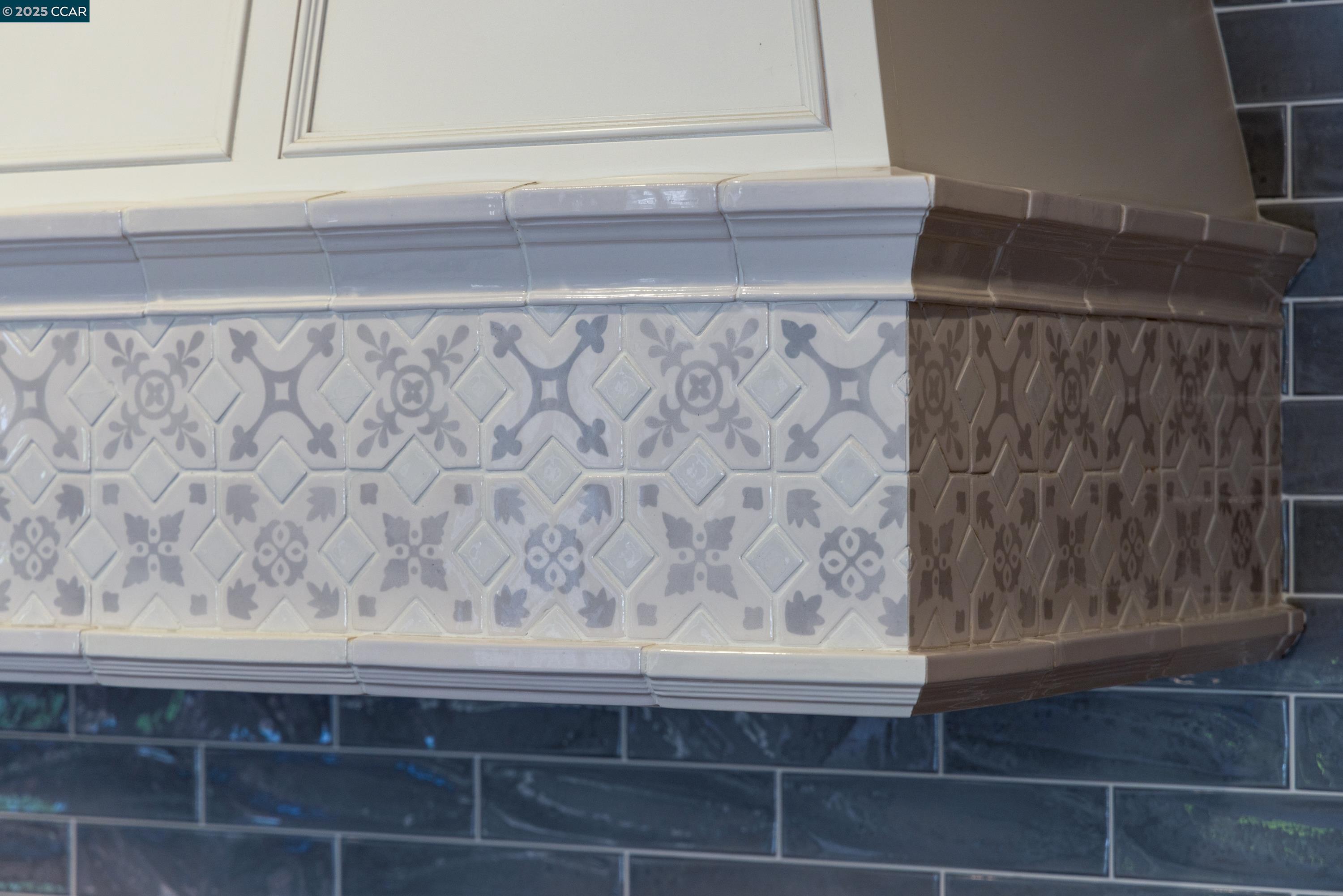 Detail Gallery Image 19 of 53 For 3 Barnes Ct, Moraga,  CA 94556 - 5 Beds | 4/1 Baths