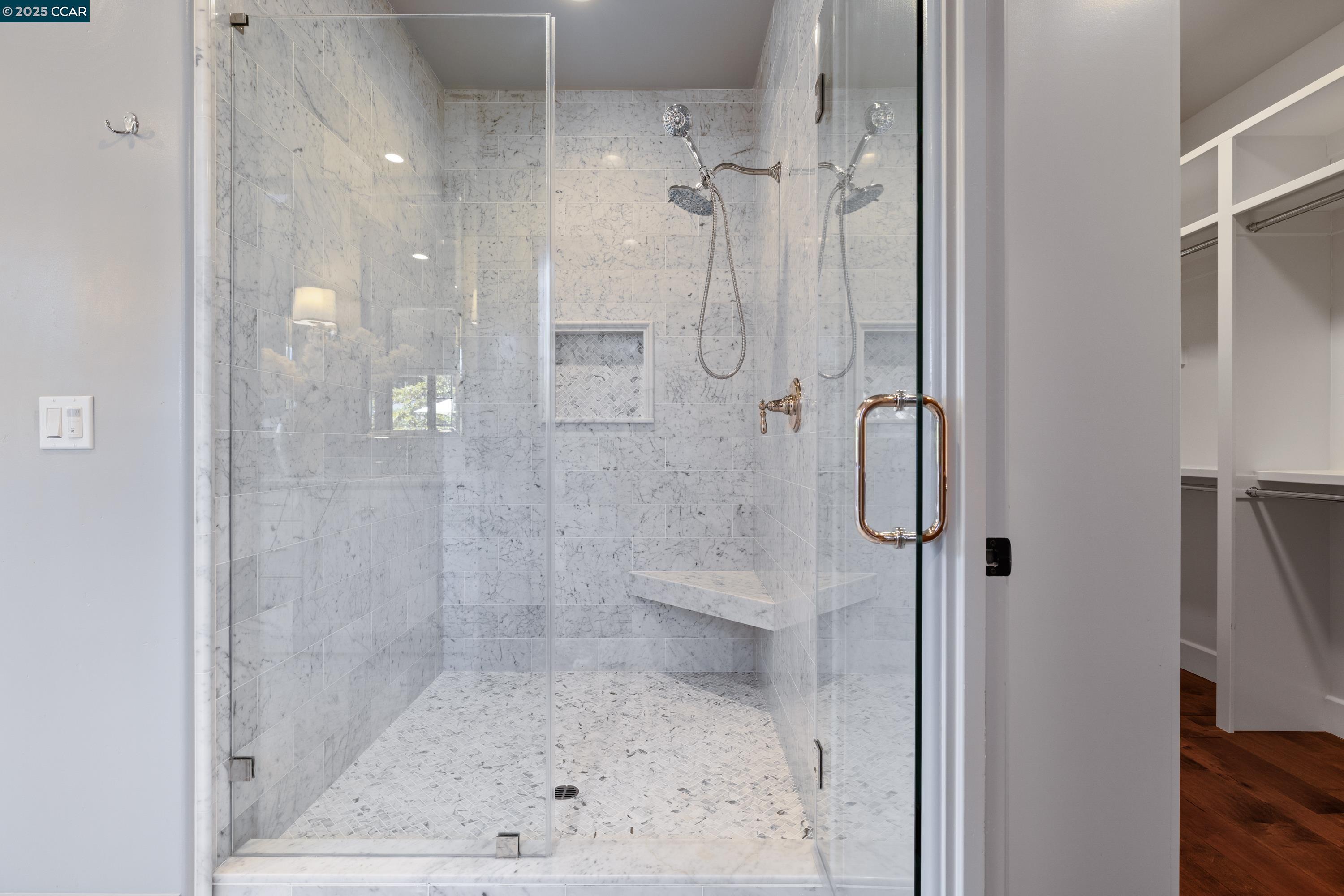 Detail Gallery Image 27 of 53 For 3 Barnes Ct, Moraga,  CA 94556 - 5 Beds | 4/1 Baths