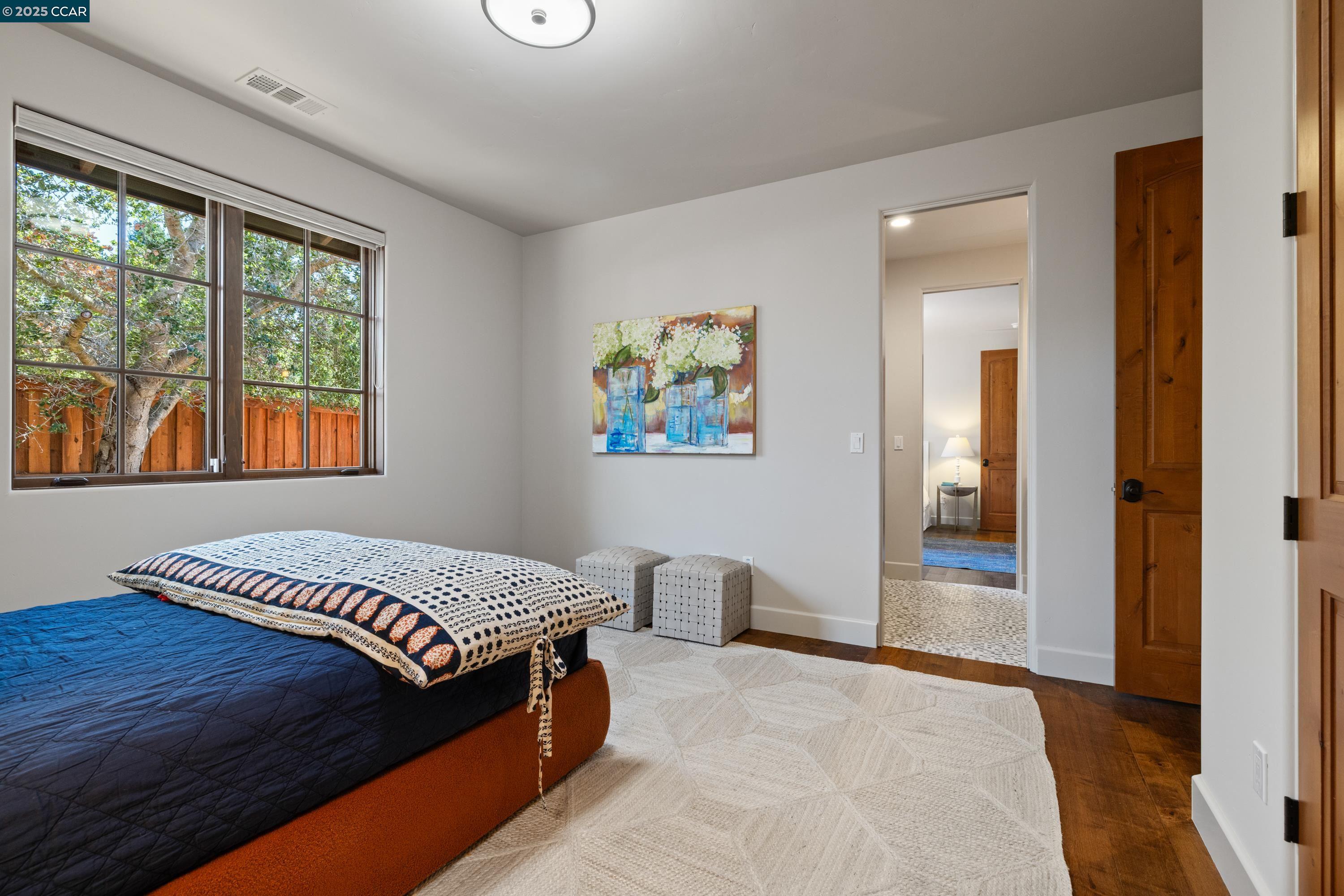 Detail Gallery Image 30 of 53 For 3 Barnes Ct, Moraga,  CA 94556 - 5 Beds | 4/1 Baths
