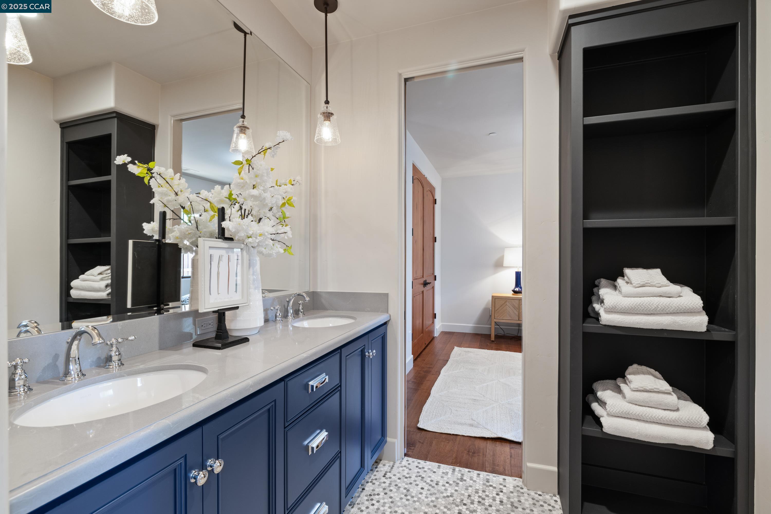 Detail Gallery Image 32 of 53 For 3 Barnes Ct, Moraga,  CA 94556 - 5 Beds | 4/1 Baths