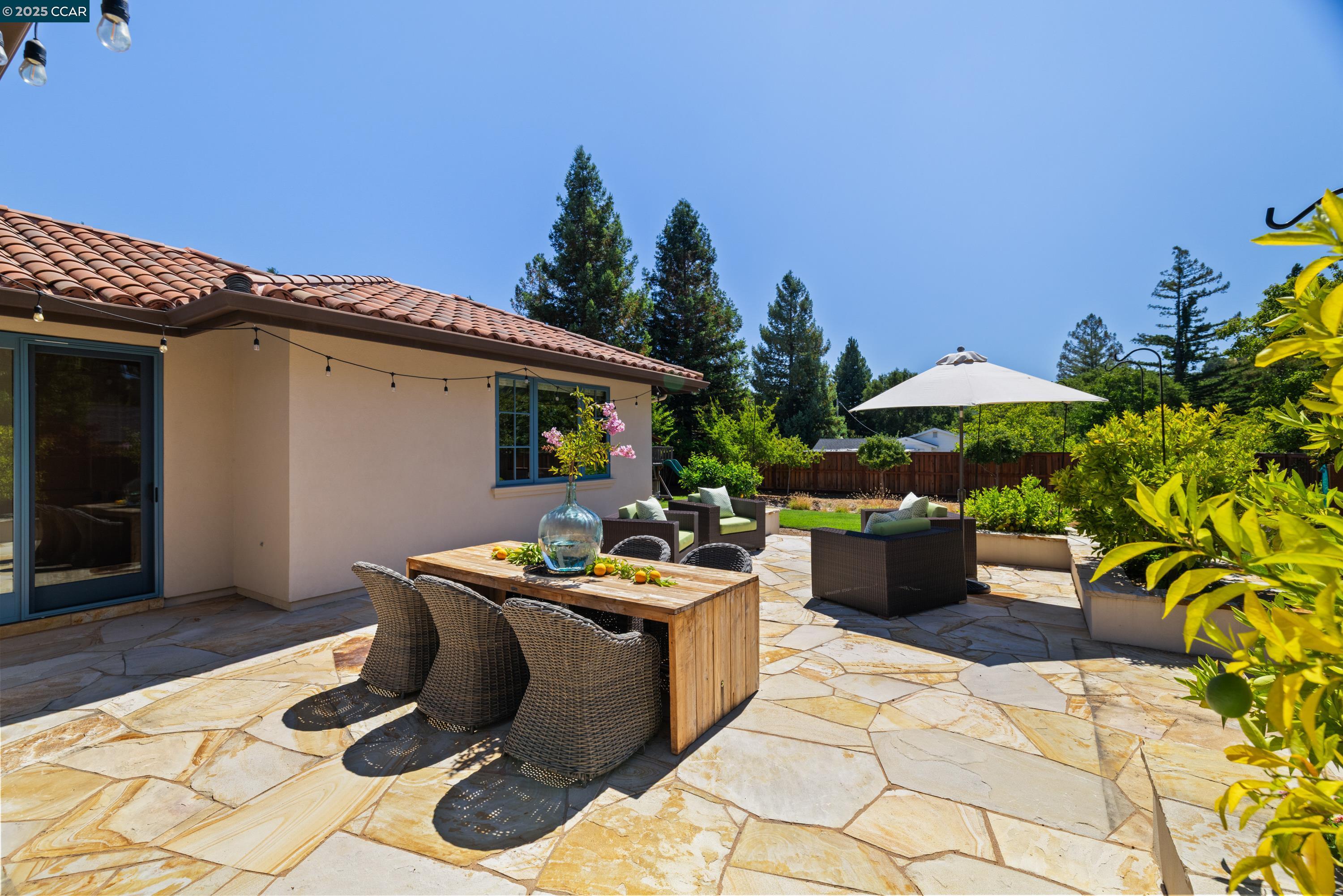 Detail Gallery Image 43 of 53 For 3 Barnes Ct, Moraga,  CA 94556 - 5 Beds | 4/1 Baths