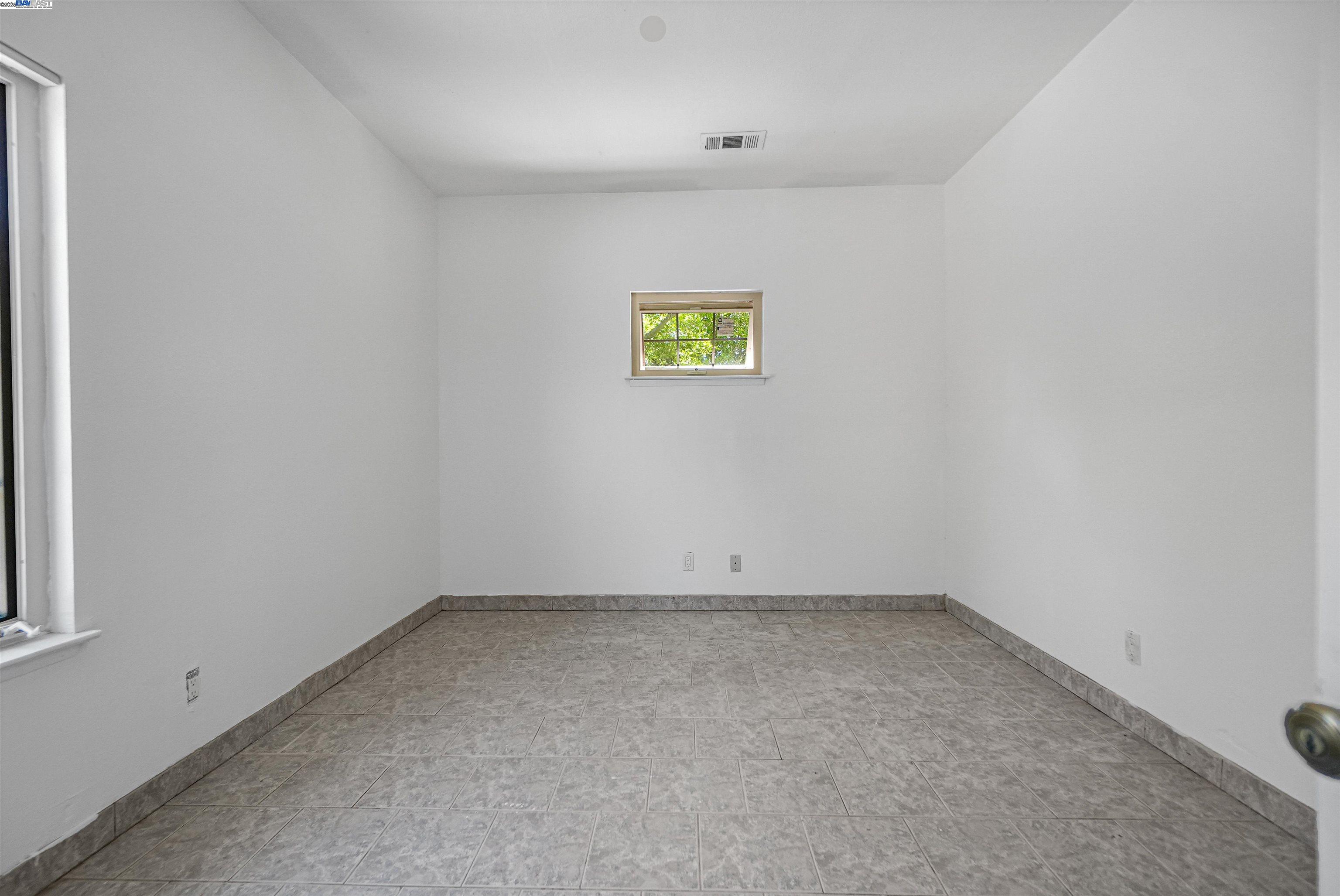 Detail Gallery Image 35 of 53 For 512 Teasdale Pl, Hayward,  CA 94544 - – Beds | – Baths