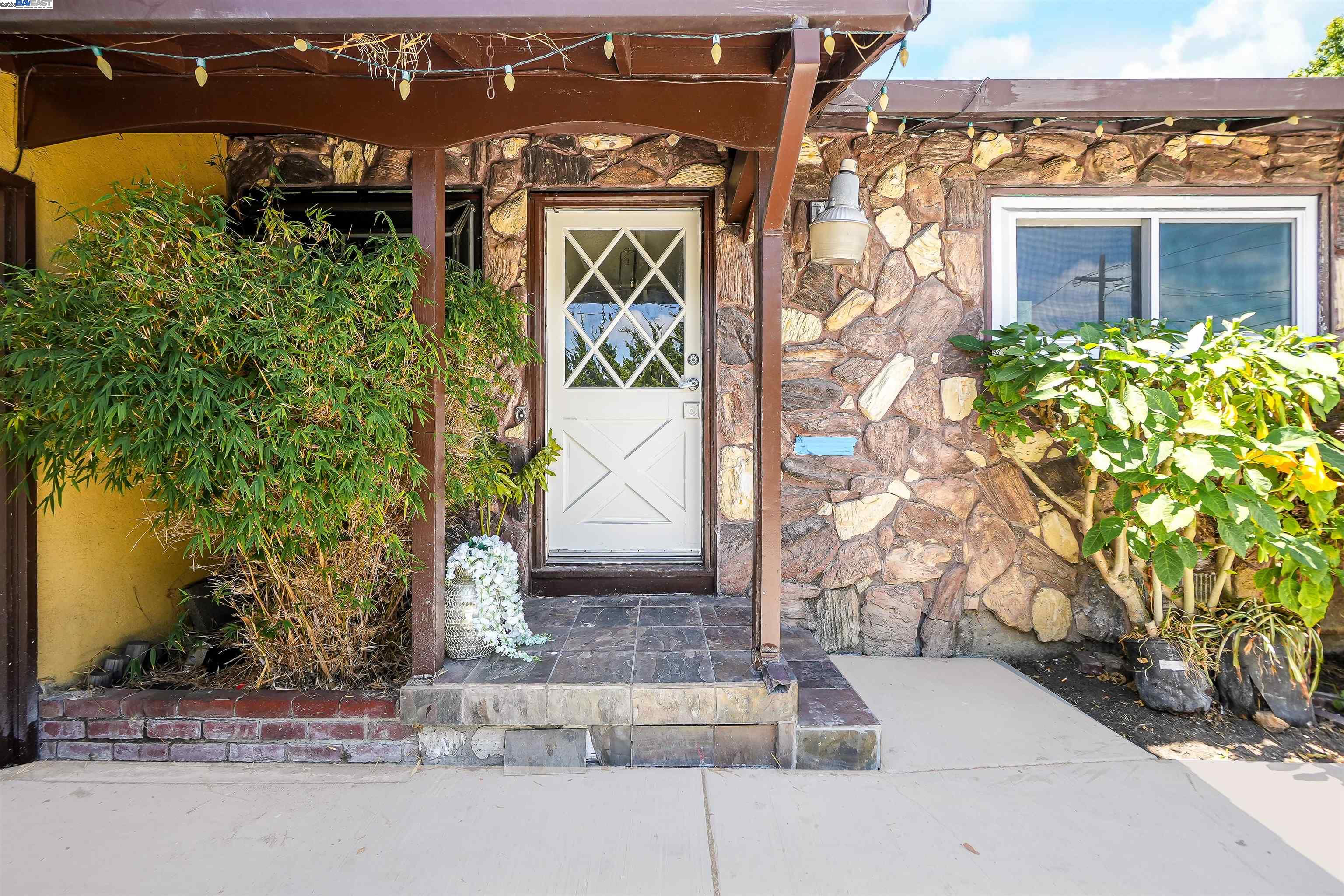 Detail Gallery Image 6 of 53 For 512 Teasdale Pl, Hayward,  CA 94544 - – Beds | – Baths