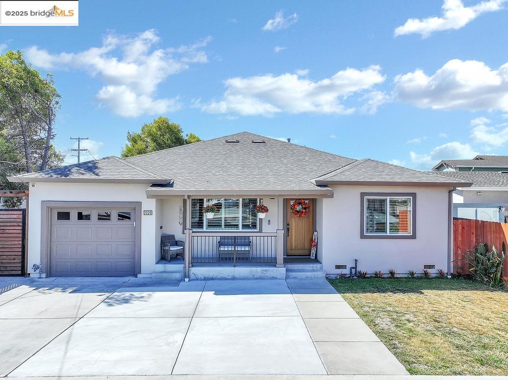Detail Gallery Image 1 of 37 For 2020 Virginia Ave, Richmond,  CA 94804 - 3 Beds | 2 Baths