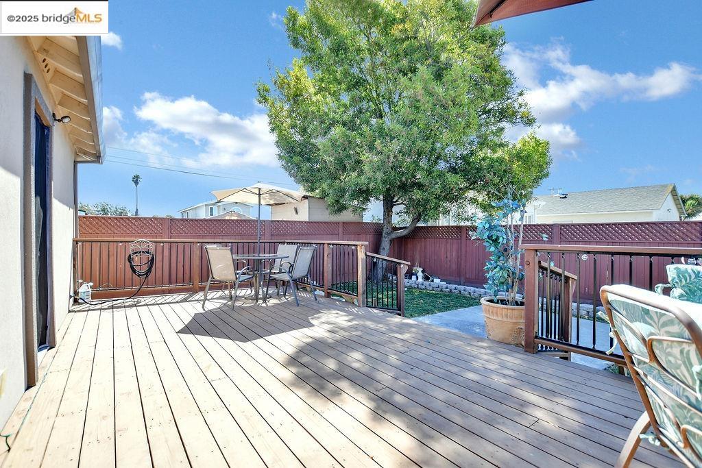 Detail Gallery Image 27 of 37 For 2020 Virginia Ave, Richmond,  CA 94804 - 3 Beds | 2 Baths