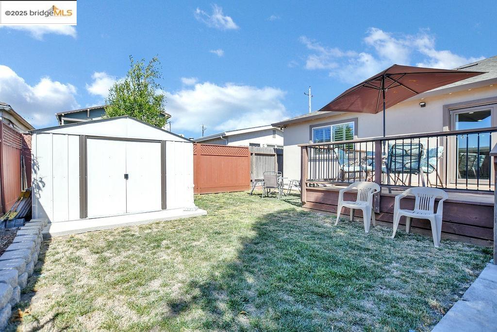 Detail Gallery Image 30 of 37 For 2020 Virginia Ave, Richmond,  CA 94804 - 3 Beds | 2 Baths
