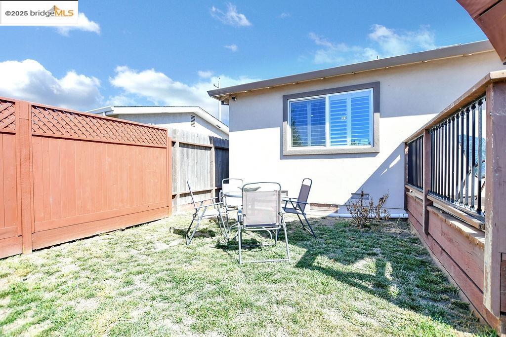 Detail Gallery Image 31 of 37 For 2020 Virginia Ave, Richmond,  CA 94804 - 3 Beds | 2 Baths