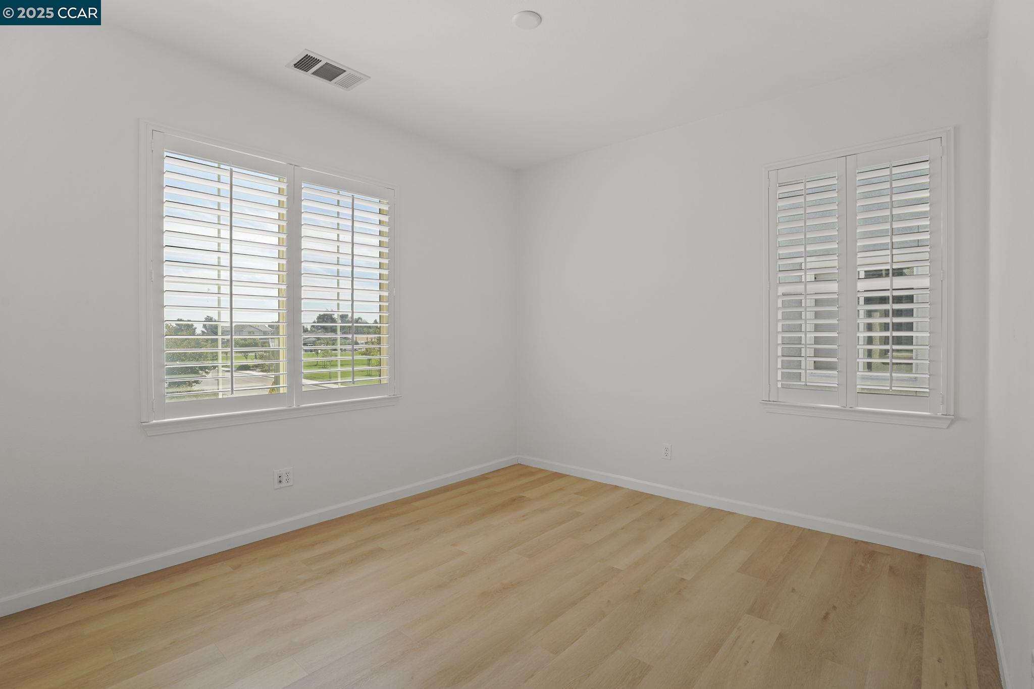 Detail Gallery Image 26 of 38 For 504 Silver Spur Ln, Oakley,  CA 94561 - 4 Beds | 3/1 Baths
