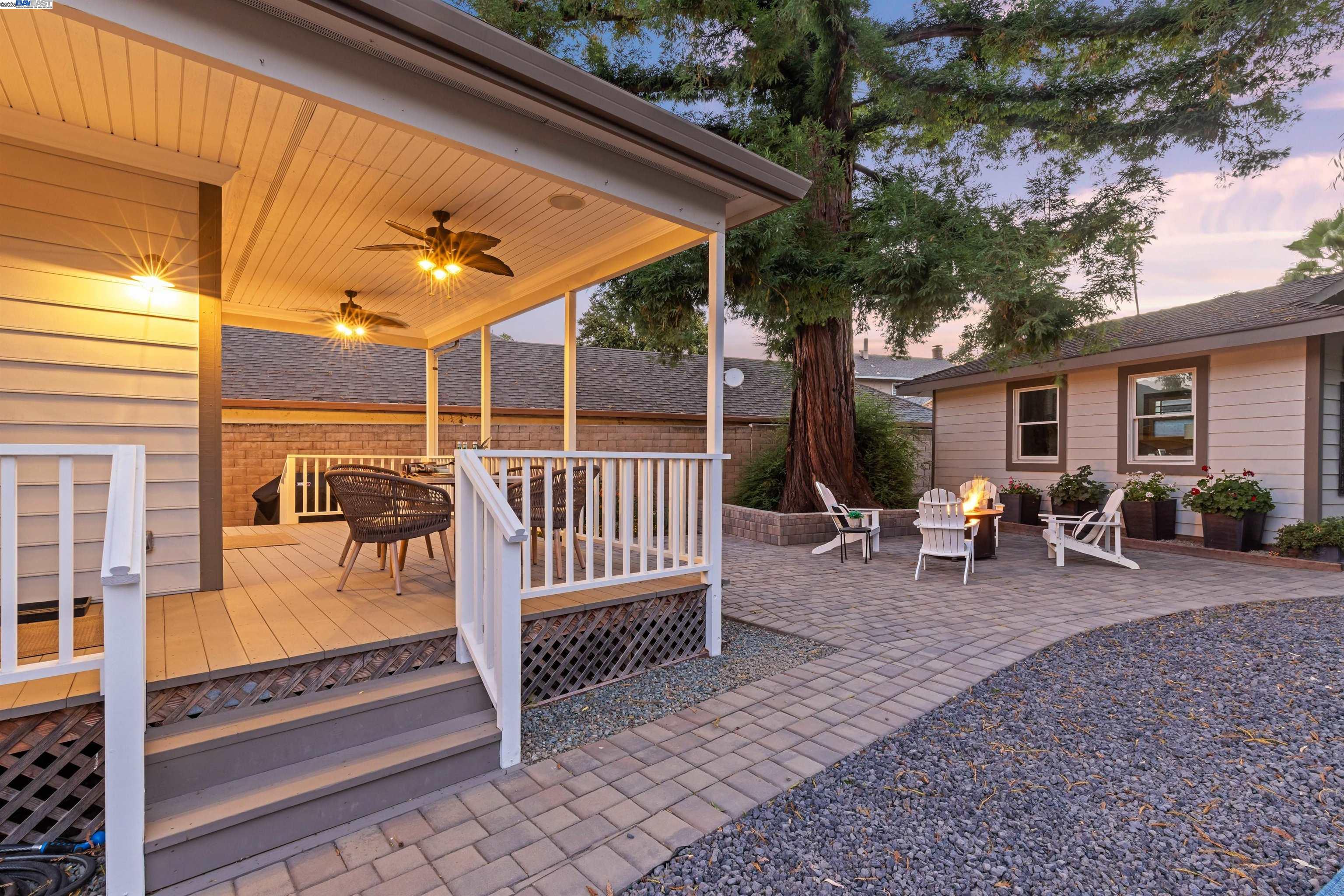 Detail Gallery Image 37 of 52 For 4463 Pleasanton Ave, Pleasanton,  CA 94566 - 3 Beds | 2/1 Baths