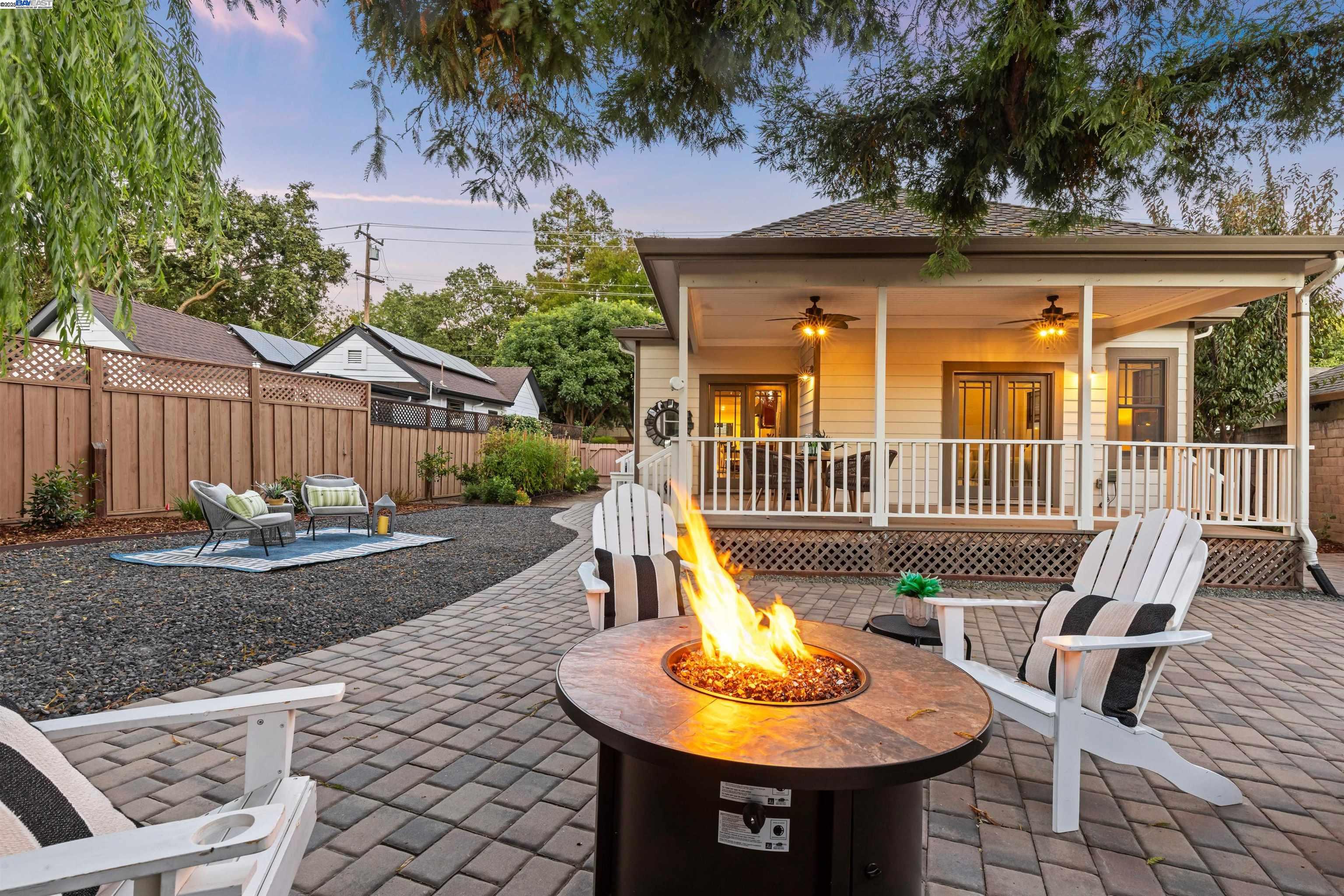 Detail Gallery Image 43 of 52 For 4463 Pleasanton Ave, Pleasanton,  CA 94566 - 3 Beds | 2/1 Baths