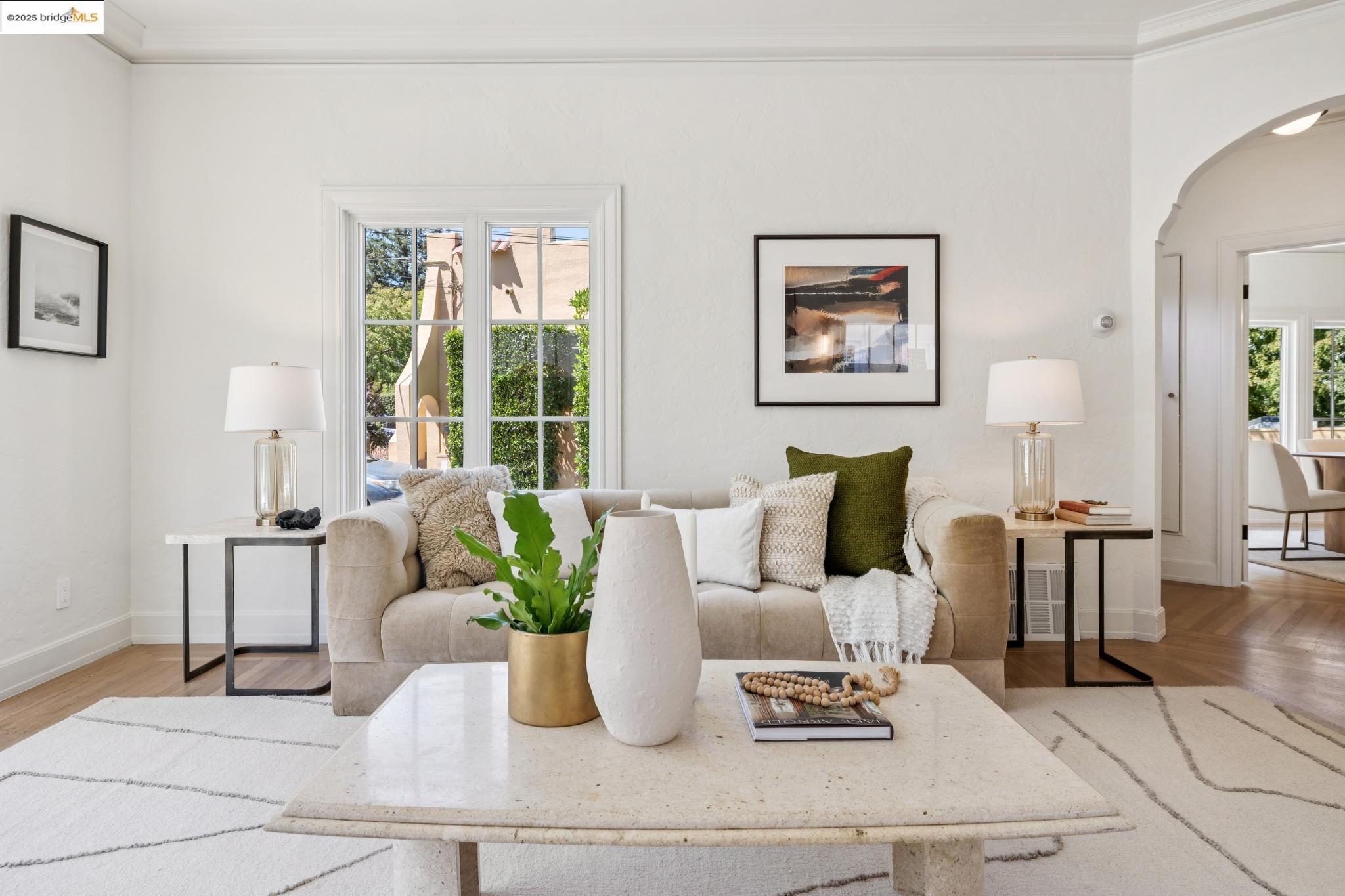 Detail Gallery Image 11 of 60 For 101 Palm Dr, Piedmont,  CA 94610 - 5 Beds | 3 Baths