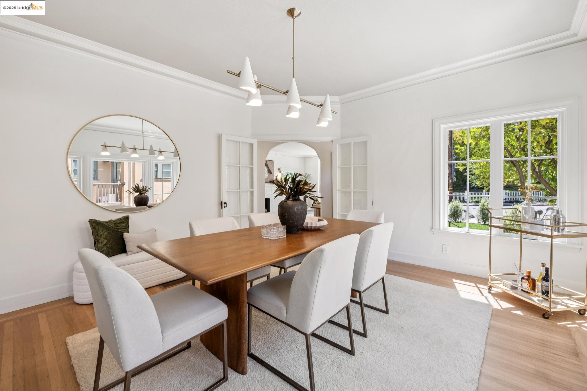 Detail Gallery Image 13 of 60 For 101 Palm Dr, Piedmont,  CA 94610 - 5 Beds | 3 Baths