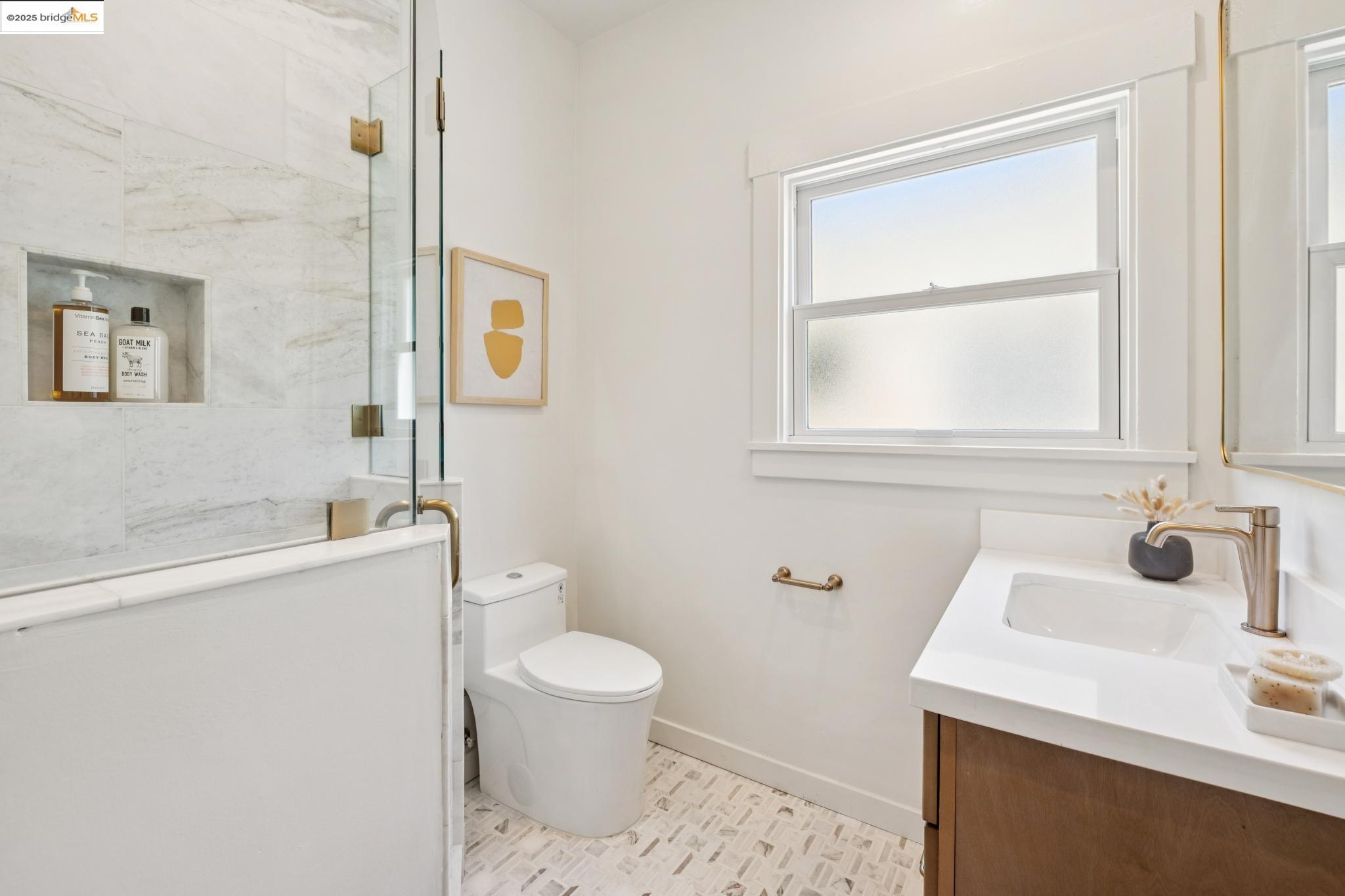 Detail Gallery Image 28 of 60 For 101 Palm Dr, Piedmont,  CA 94610 - 5 Beds | 3 Baths