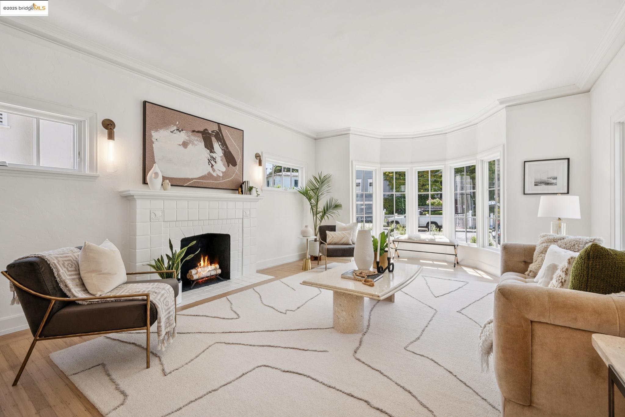 Detail Gallery Image 5 of 60 For 101 Palm Dr, Piedmont,  CA 94610 - 5 Beds | 3 Baths