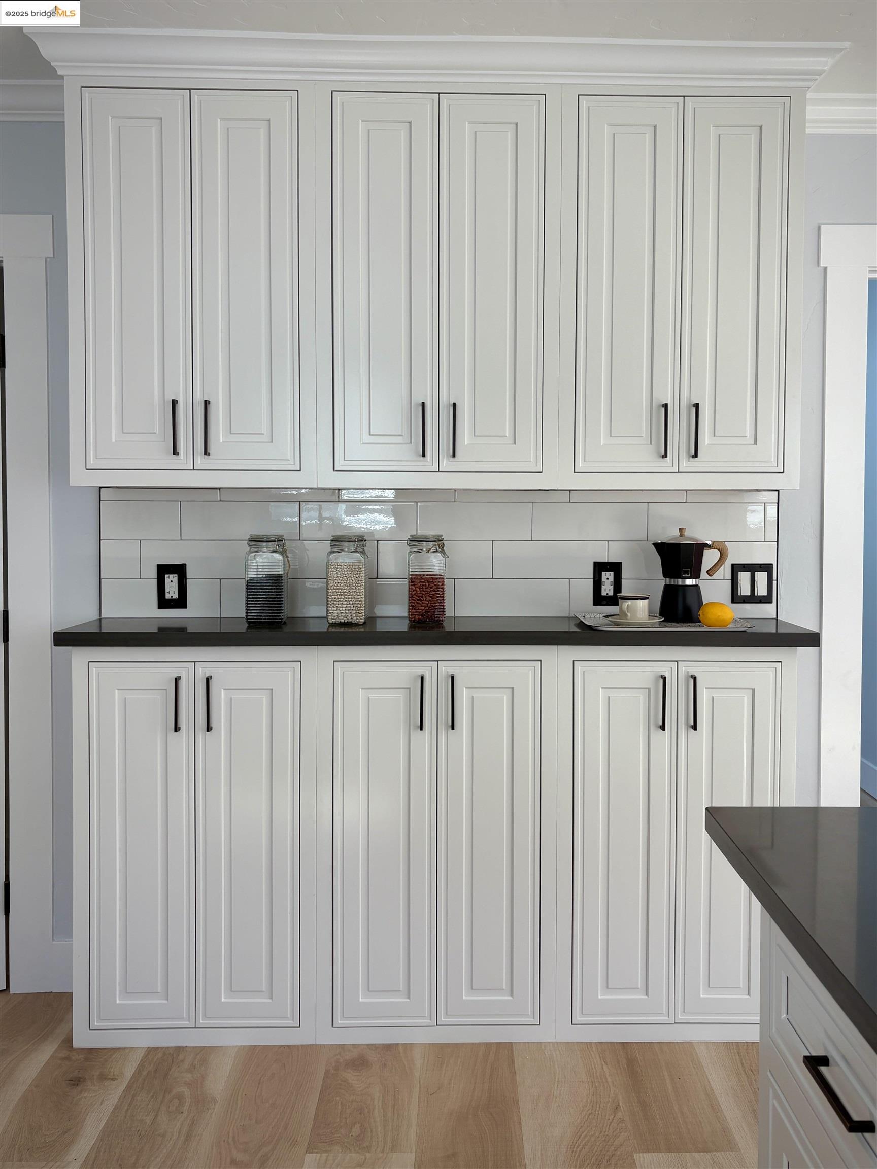 Detail Gallery Image 24 of 33 For 2427 67th Ave, Oakland,  CA 94605 - 3 Beds | 2 Baths