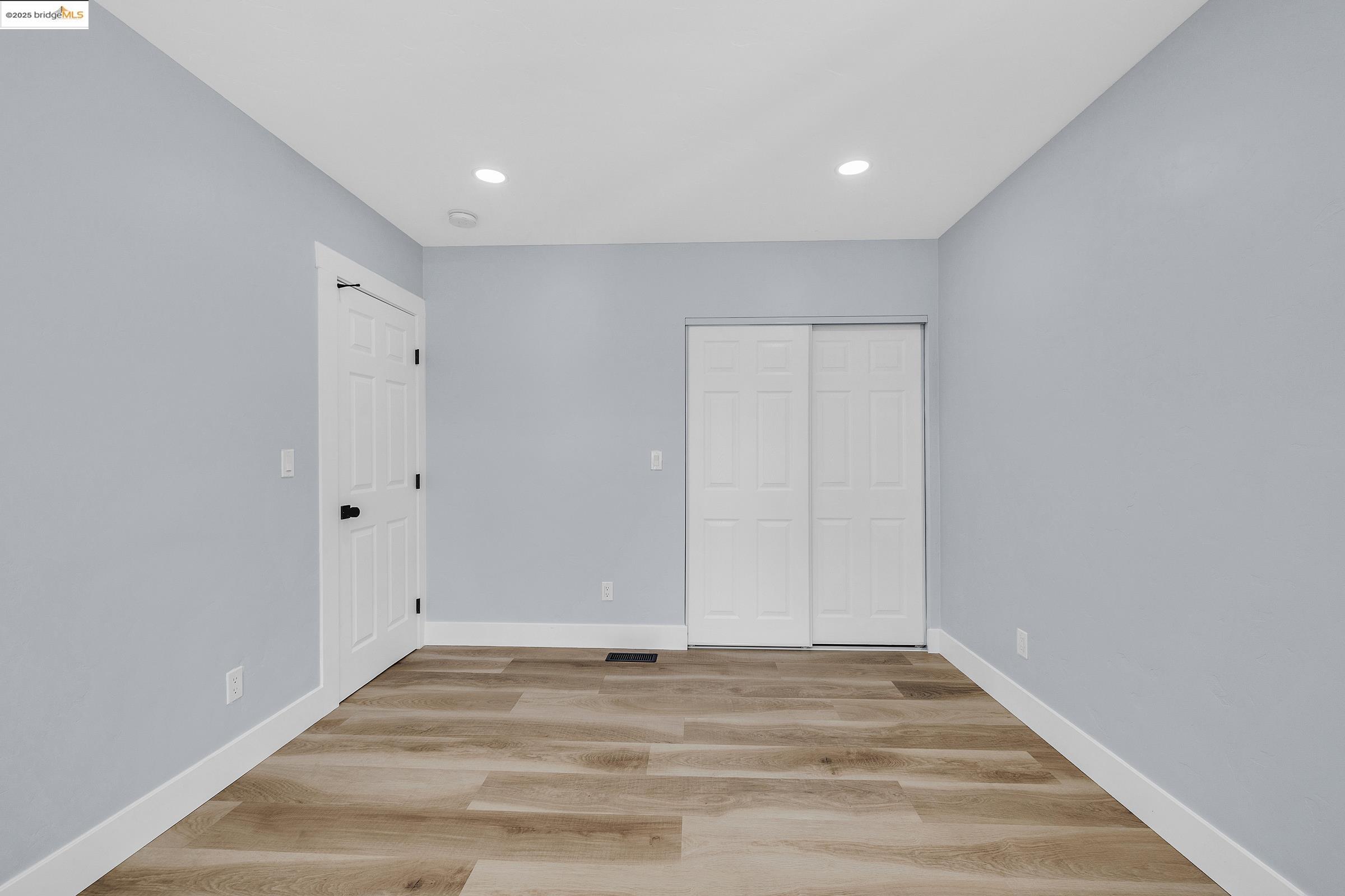 Detail Gallery Image 36 of 38 For 2427 67th Ave, Oakland,  CA 94605 - 3 Beds | 2 Baths