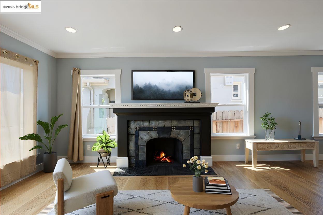 Detail Gallery Image 6 of 38 For 2427 67th Ave, Oakland,  CA 94605 - 3 Beds | 2 Baths