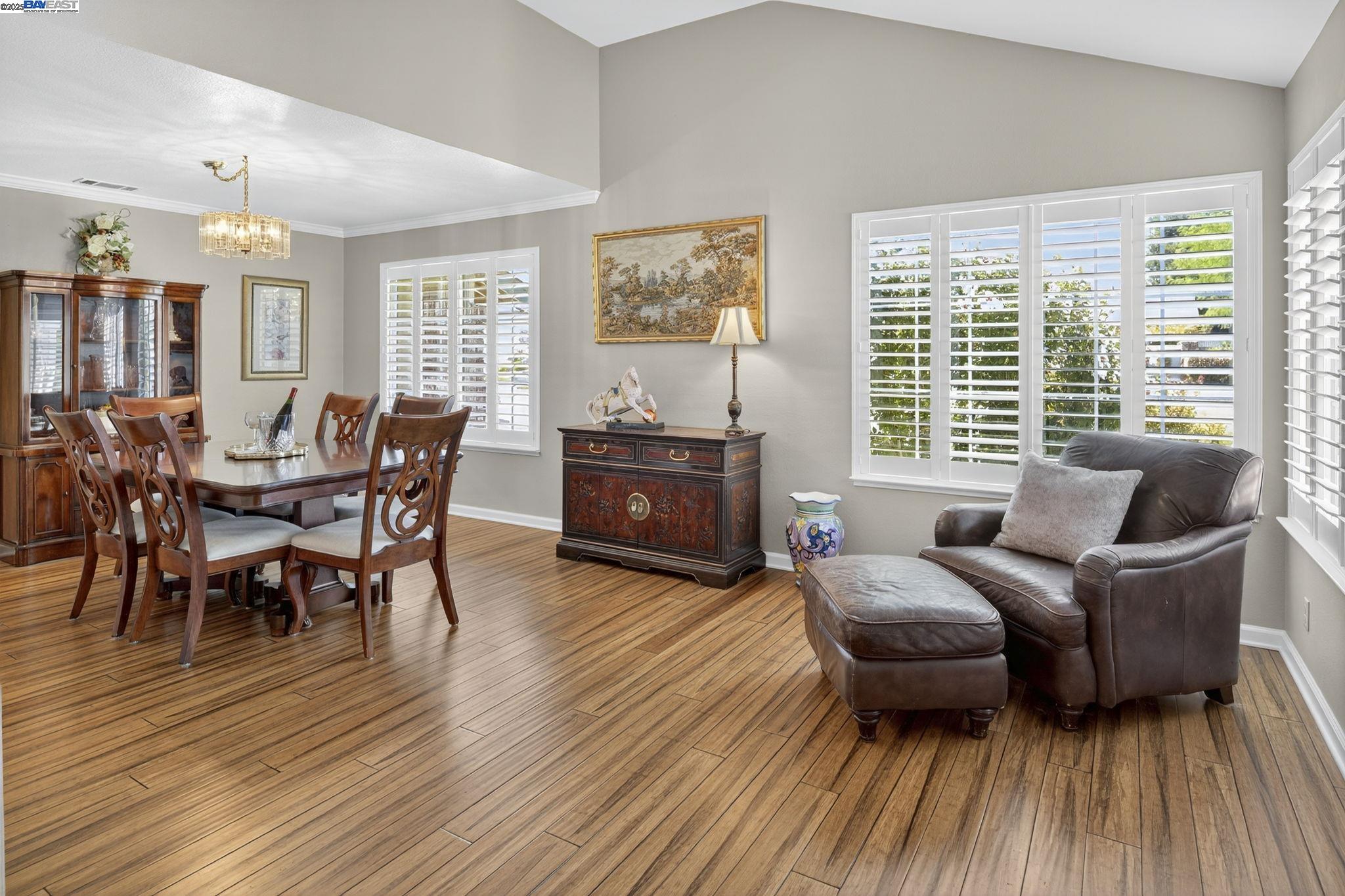 Detail Gallery Image 11 of 58 For 368 Beverly St, Livermore,  CA 94550 - 4 Beds | 2/1 Baths