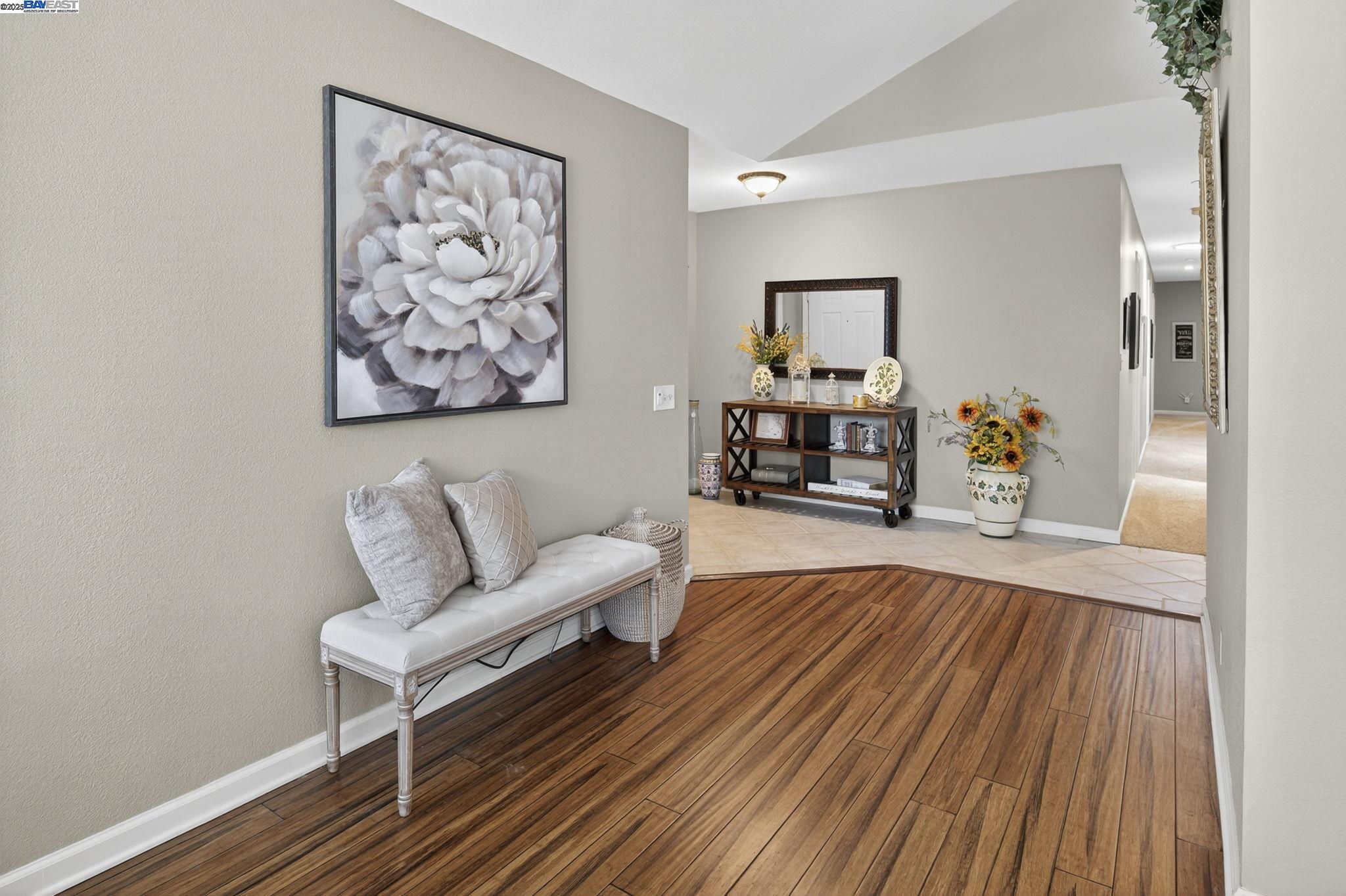 Detail Gallery Image 10 of 58 For 368 Beverly St, Livermore,  CA 94550 - 4 Beds | 2/1 Baths