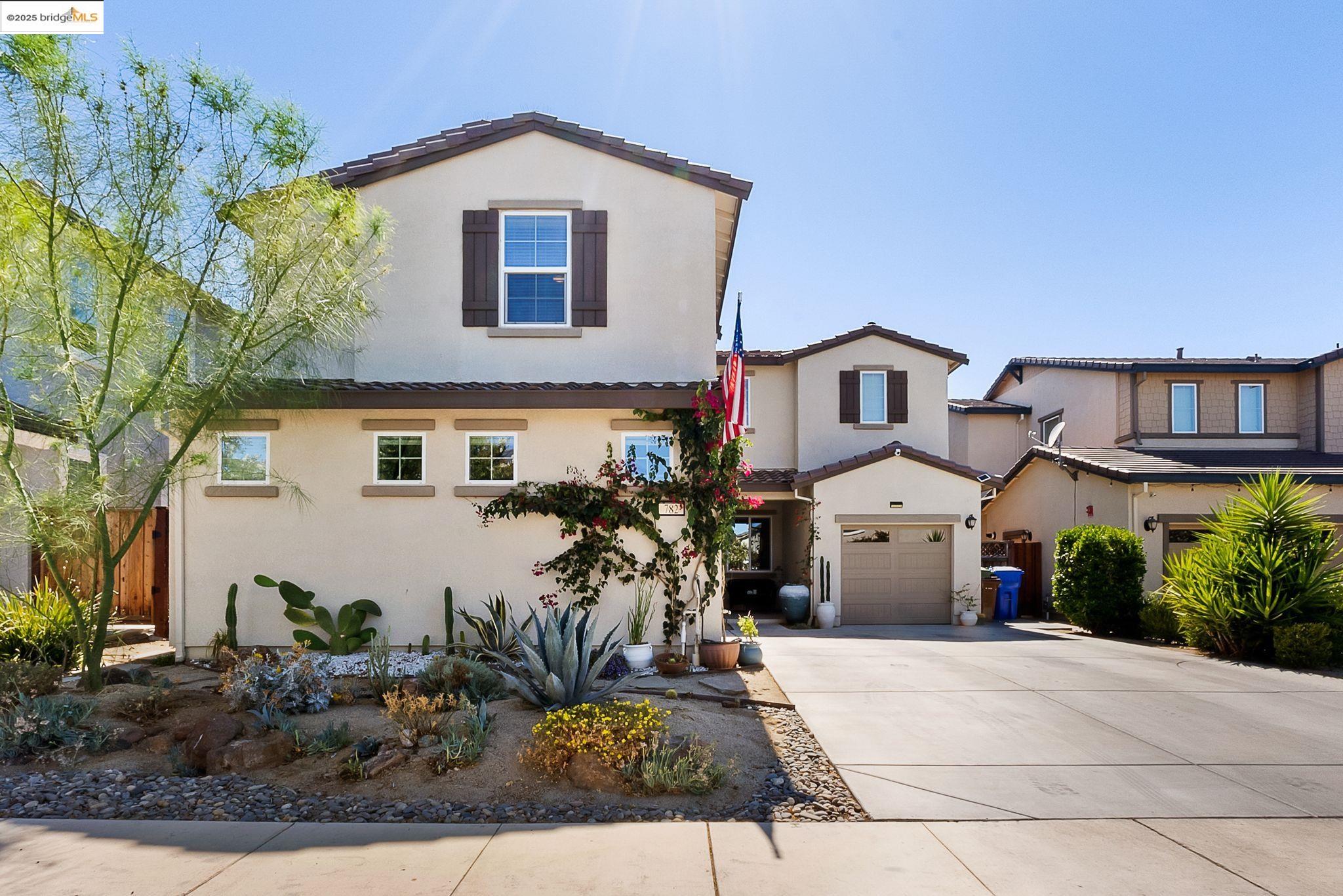 Detail Gallery Image 4 of 51 For 782 Plumeria St, Brentwood,  CA 94513 - 4 Beds | 3 Baths