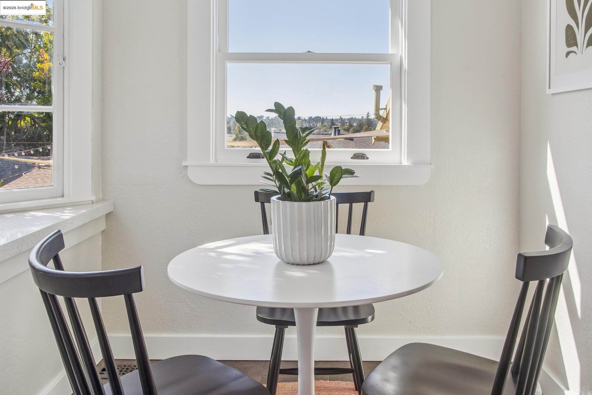 Detail Gallery Image 22 of 47 For 4621 Walnut St, Oakland,  CA 94619 - 2 Beds | 1 Baths