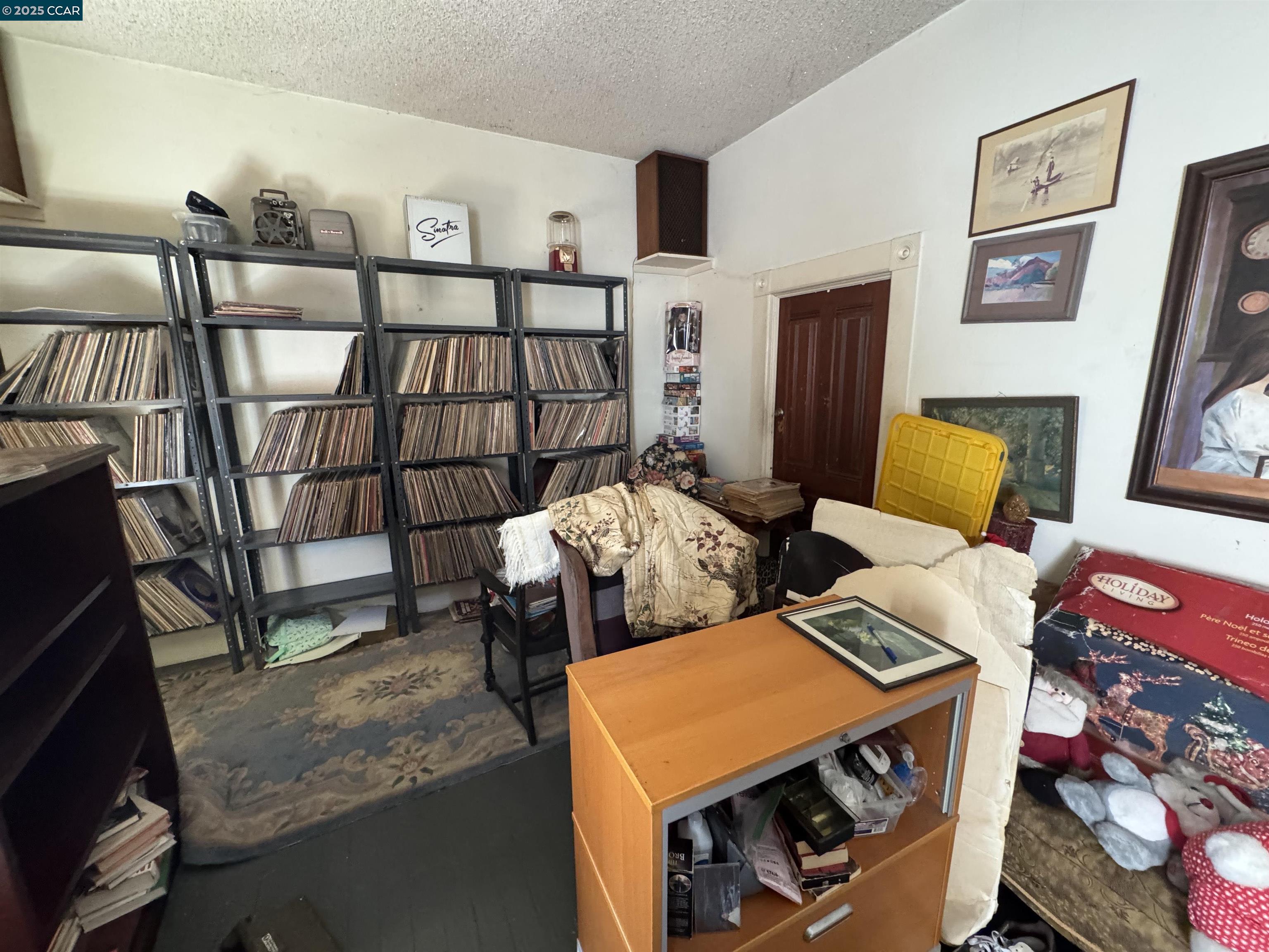 Detail Gallery Image 18 of 21 For 22490 Bayview Ave, Hayward,  CA 94541 - 5 Beds | 3 Baths