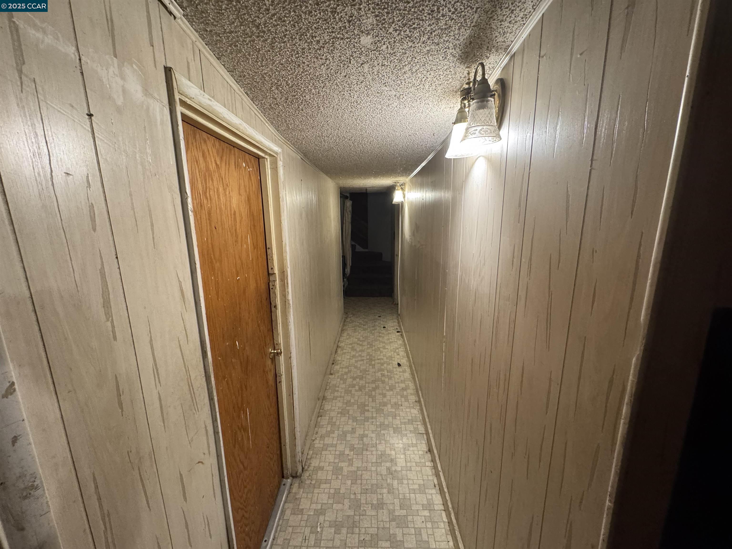 Detail Gallery Image 20 of 21 For 22490 Bayview Ave, Hayward,  CA 94541 - 5 Beds | 3 Baths