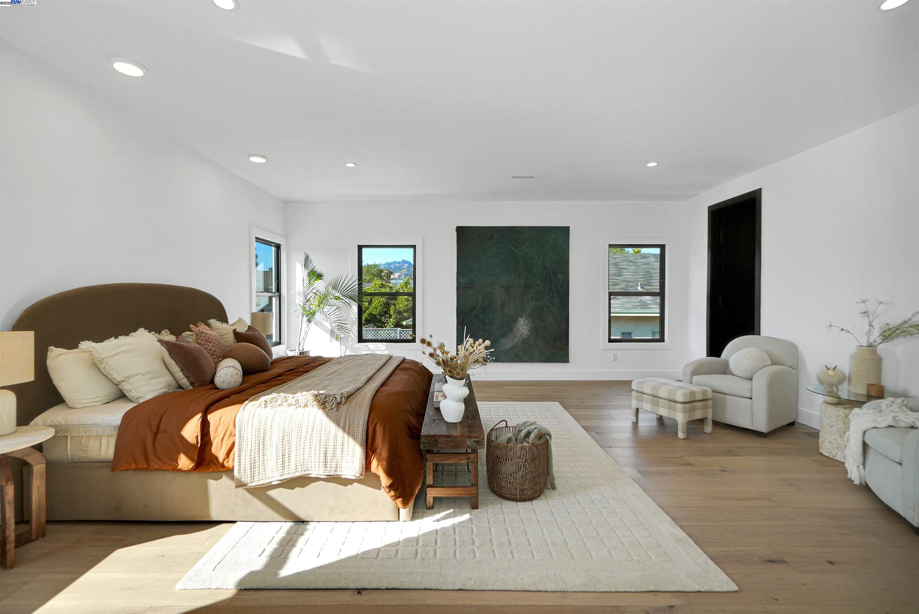 Detail Gallery Image 37 of 60 For 5229 Miles Ave, Oakland,  CA 94618 - 6 Beds | 6/1 Baths
