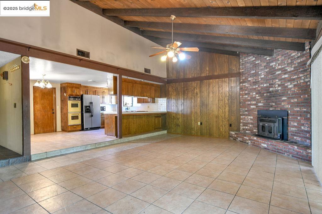 Detail Gallery Image 5 of 21 For 2709 Javete Way, Stockton,  CA 95209 - 3 Beds | 2 Baths