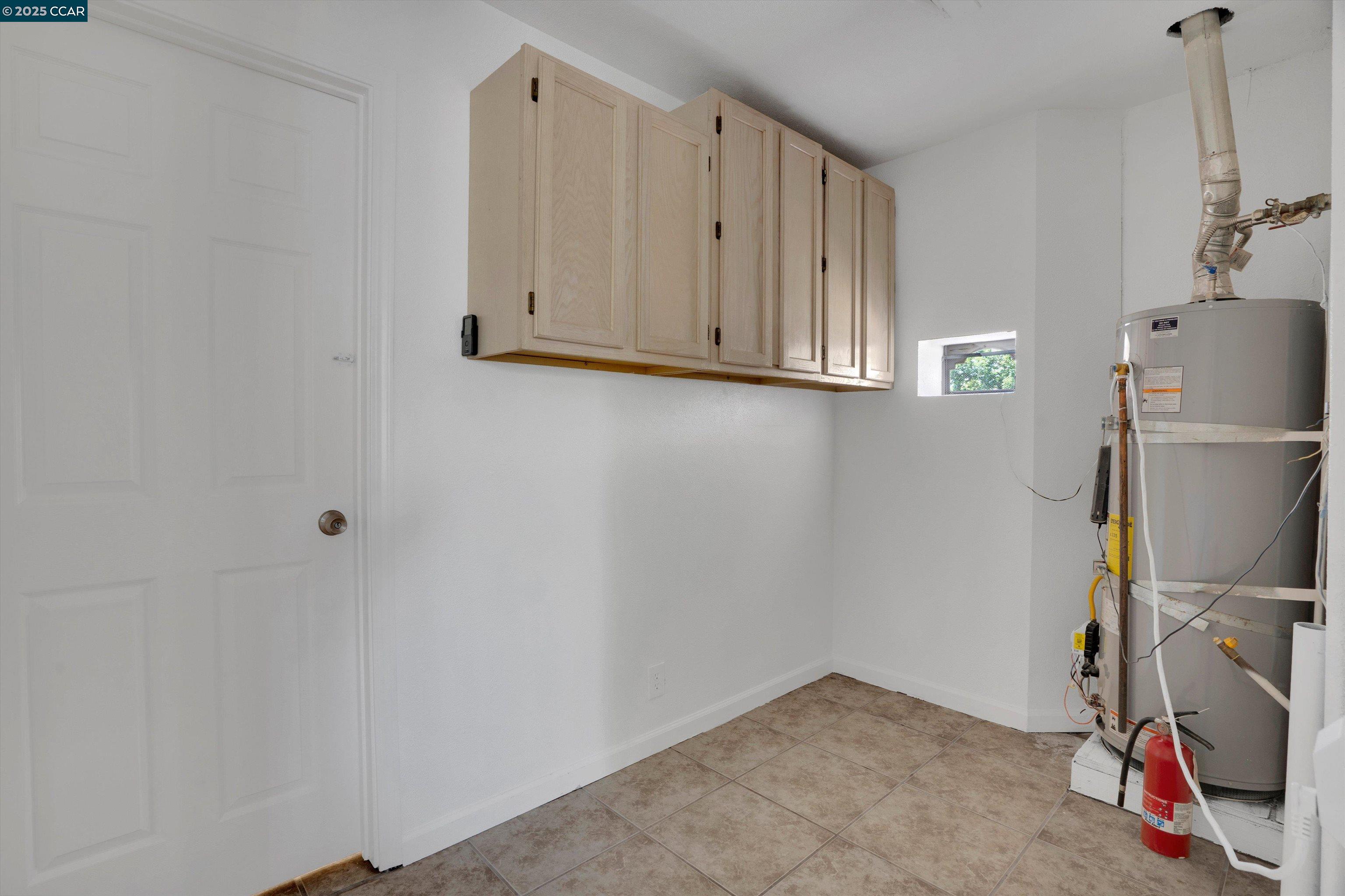 Detail Gallery Image 21 of 23 For 5828 Crestmont Ave, Livermore,  CA 94551-5615 - 4 Beds | 3 Baths