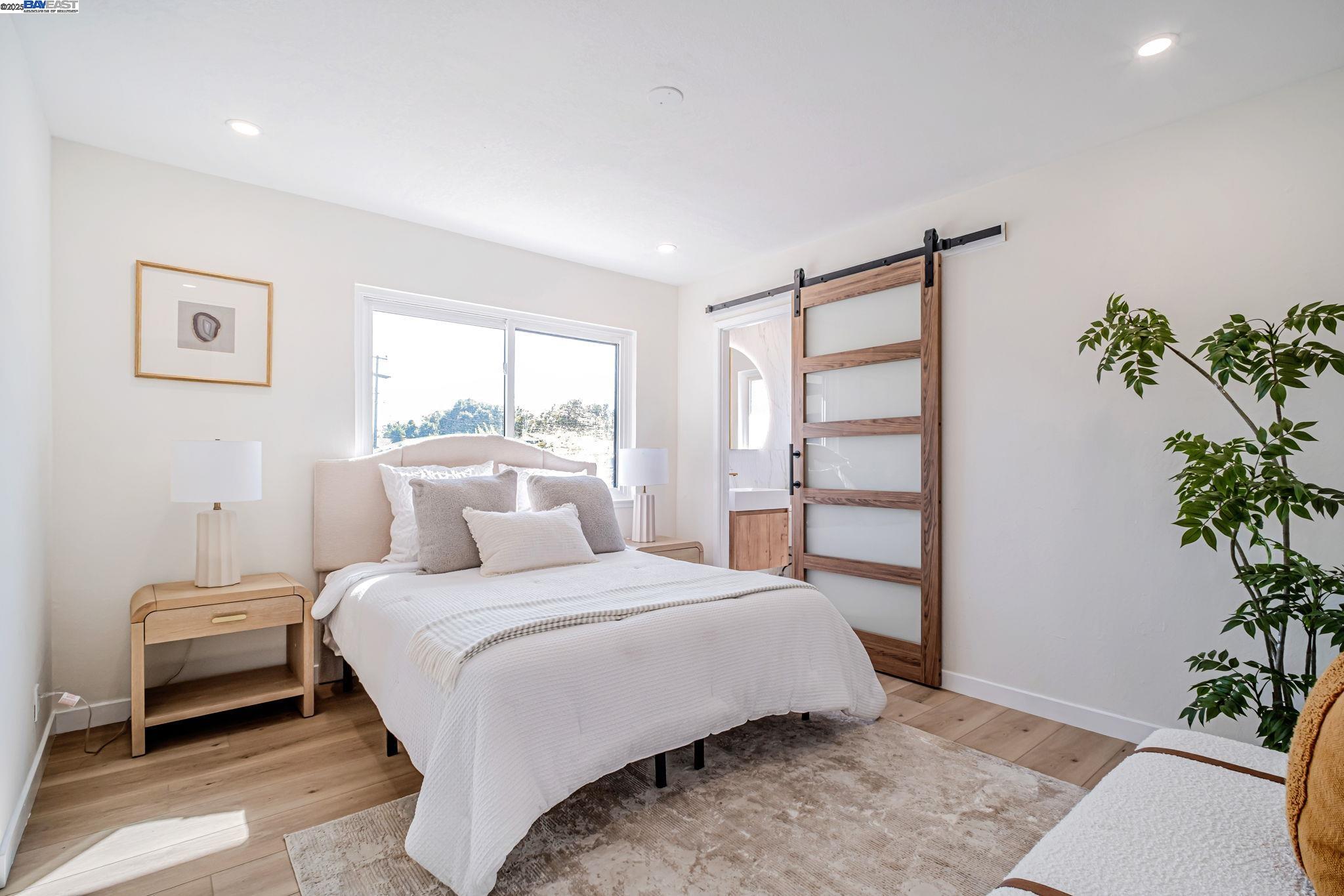 Detail Gallery Image 13 of 28 For 6588 Flanders Dr, Newark,  CA 94560 - 3 Beds | 2 Baths
