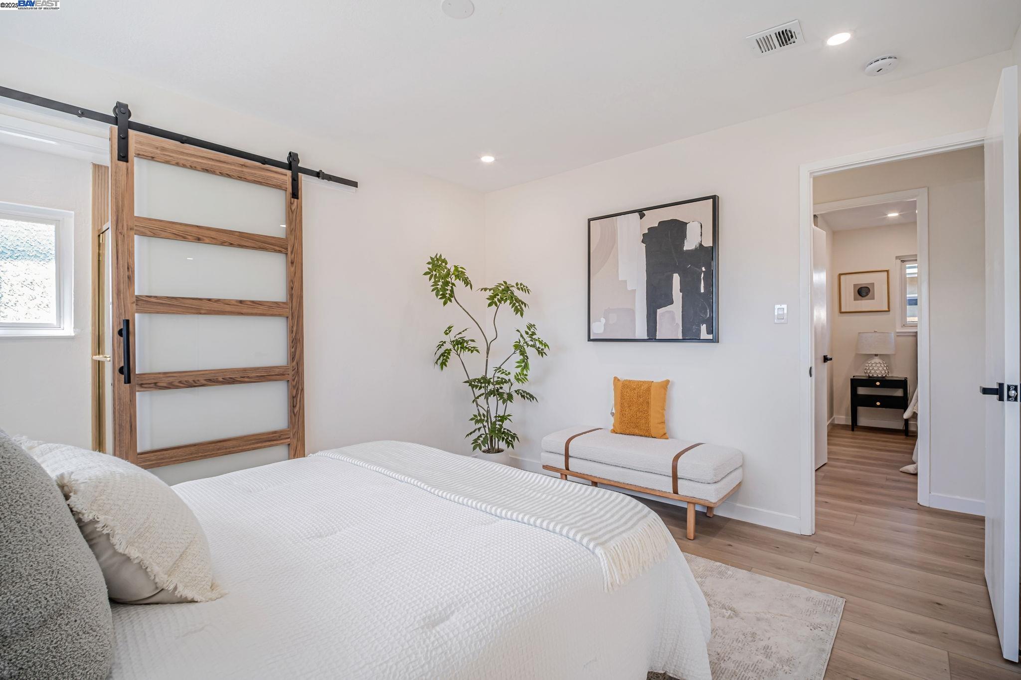 Detail Gallery Image 16 of 28 For 6588 Flanders Dr, Newark,  CA 94560 - 3 Beds | 2 Baths