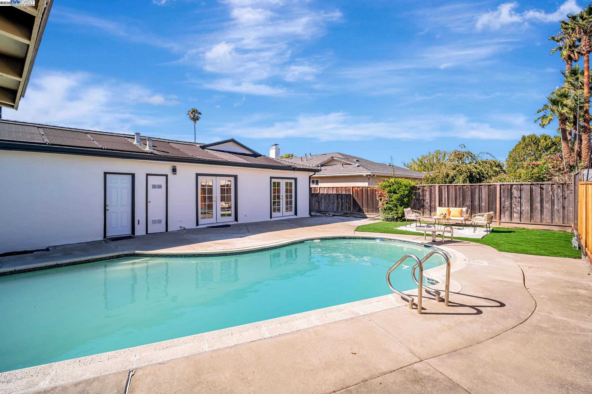 Detail Gallery Image 27 of 28 For 6588 Flanders Dr, Newark,  CA 94560 - 3 Beds | 2 Baths