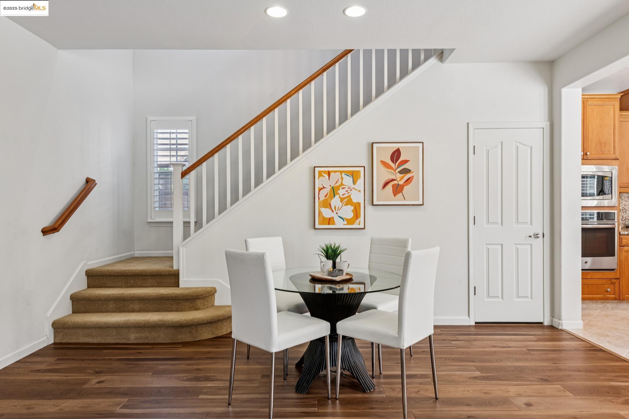 Detail Gallery Image 19 of 60 For 1027 Azuar Drive, Vallejo,  CA 94592 - 4 Beds | 3 Baths