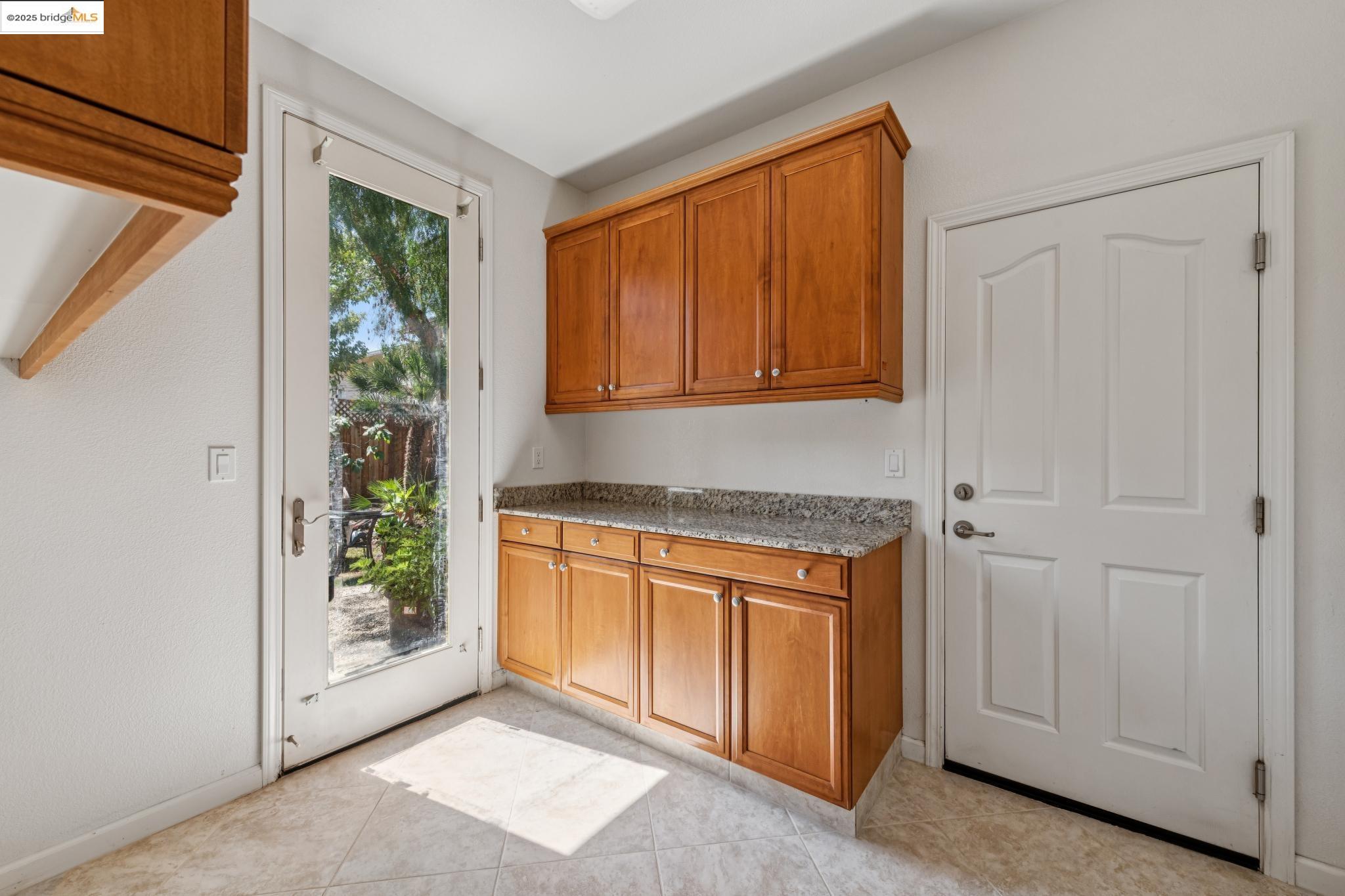 Detail Gallery Image 30 of 60 For 1027 Azuar Drive, Vallejo,  CA 94592 - 4 Beds | 3 Baths