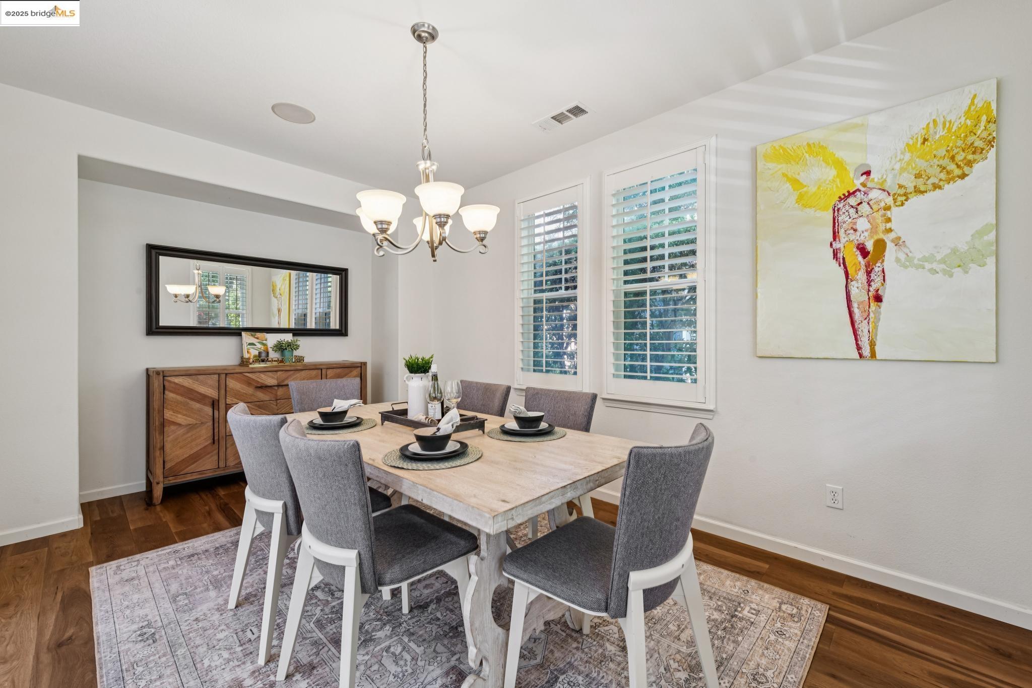 Detail Gallery Image 10 of 60 For 1027 Azuar Drive, Vallejo,  CA 94592 - 4 Beds | 3 Baths