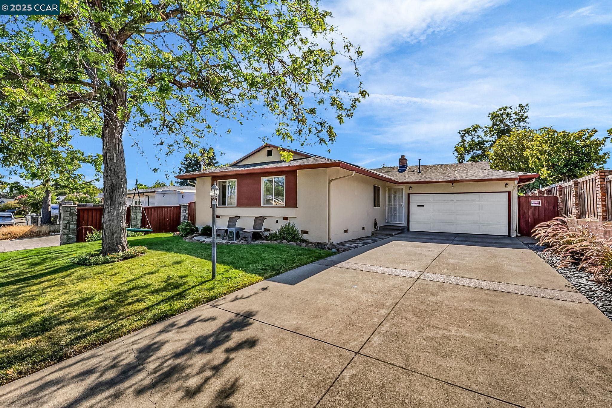 Detail Gallery Image 1 of 44 For 3412 Flamingo Dr, Concord,  CA 94520 - 3 Beds | 2 Baths