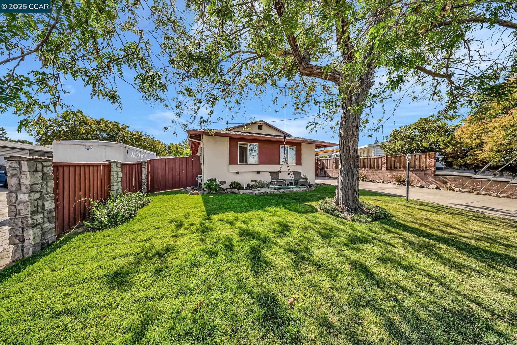 Detail Gallery Image 2 of 44 For 3412 Flamingo Dr, Concord,  CA 94520 - 3 Beds | 2 Baths