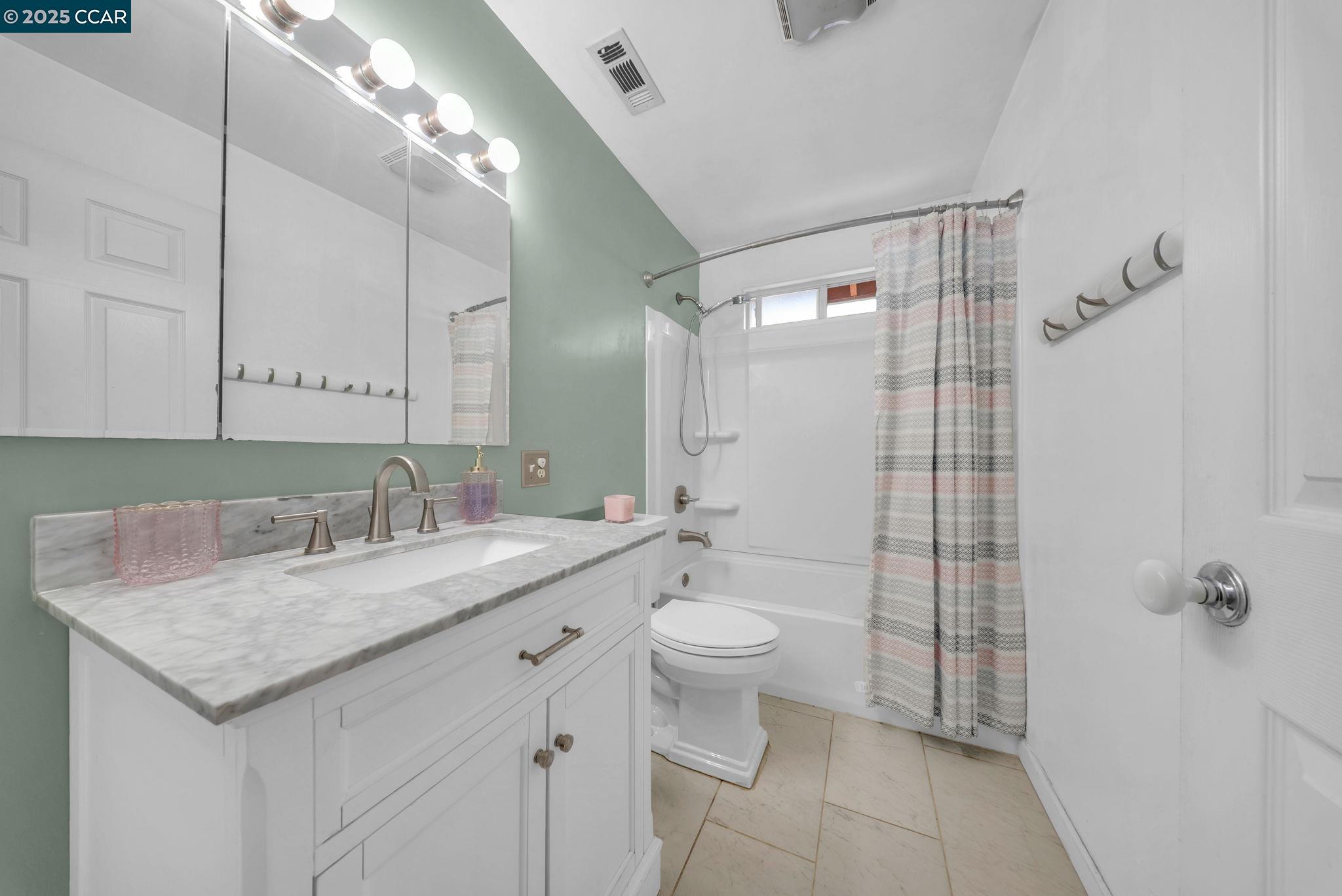 Detail Gallery Image 14 of 44 For 3412 Flamingo Dr, Concord,  CA 94520 - 3 Beds | 2 Baths
