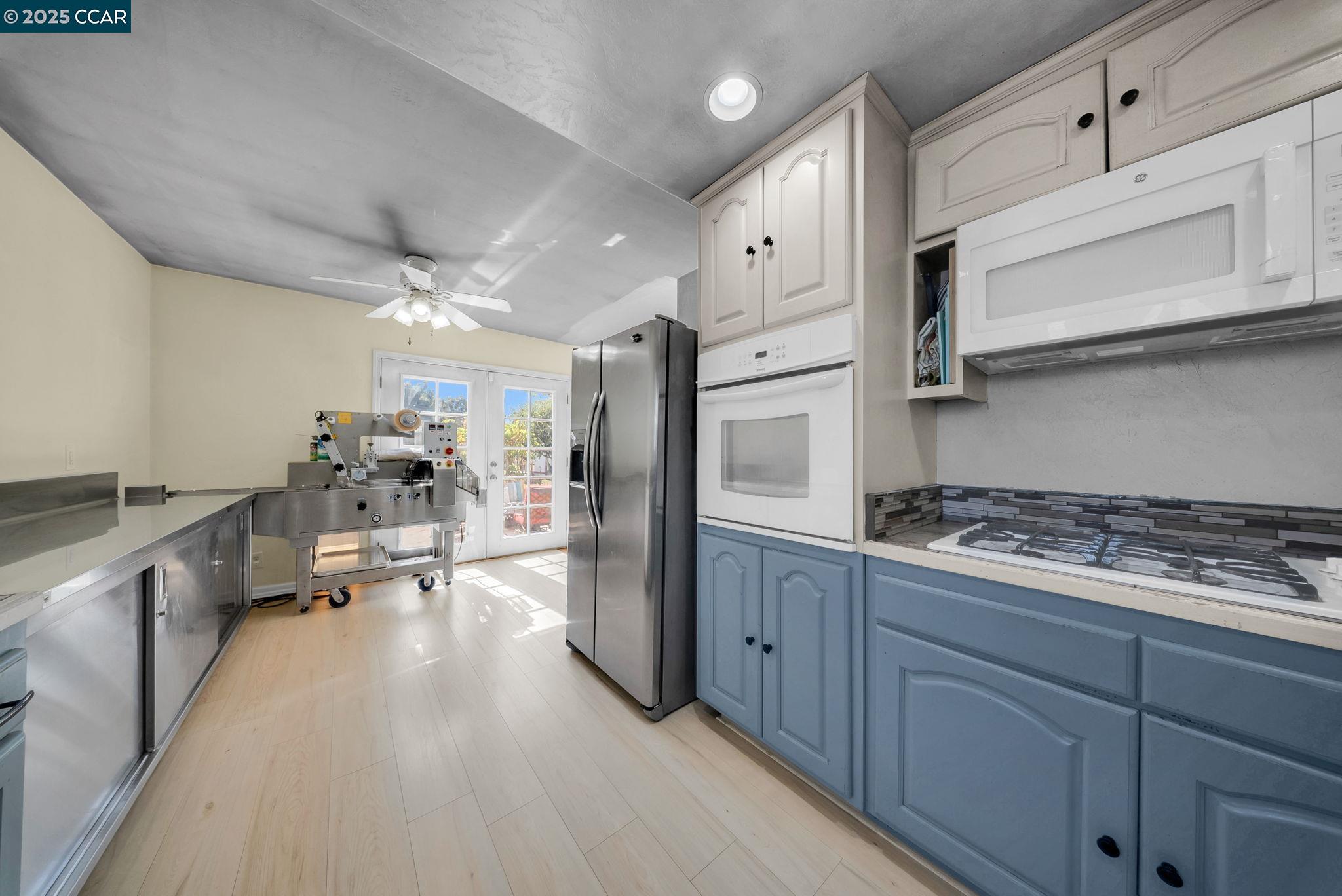 Detail Gallery Image 27 of 44 For 3412 Flamingo Dr, Concord,  CA 94520 - 3 Beds | 2 Baths