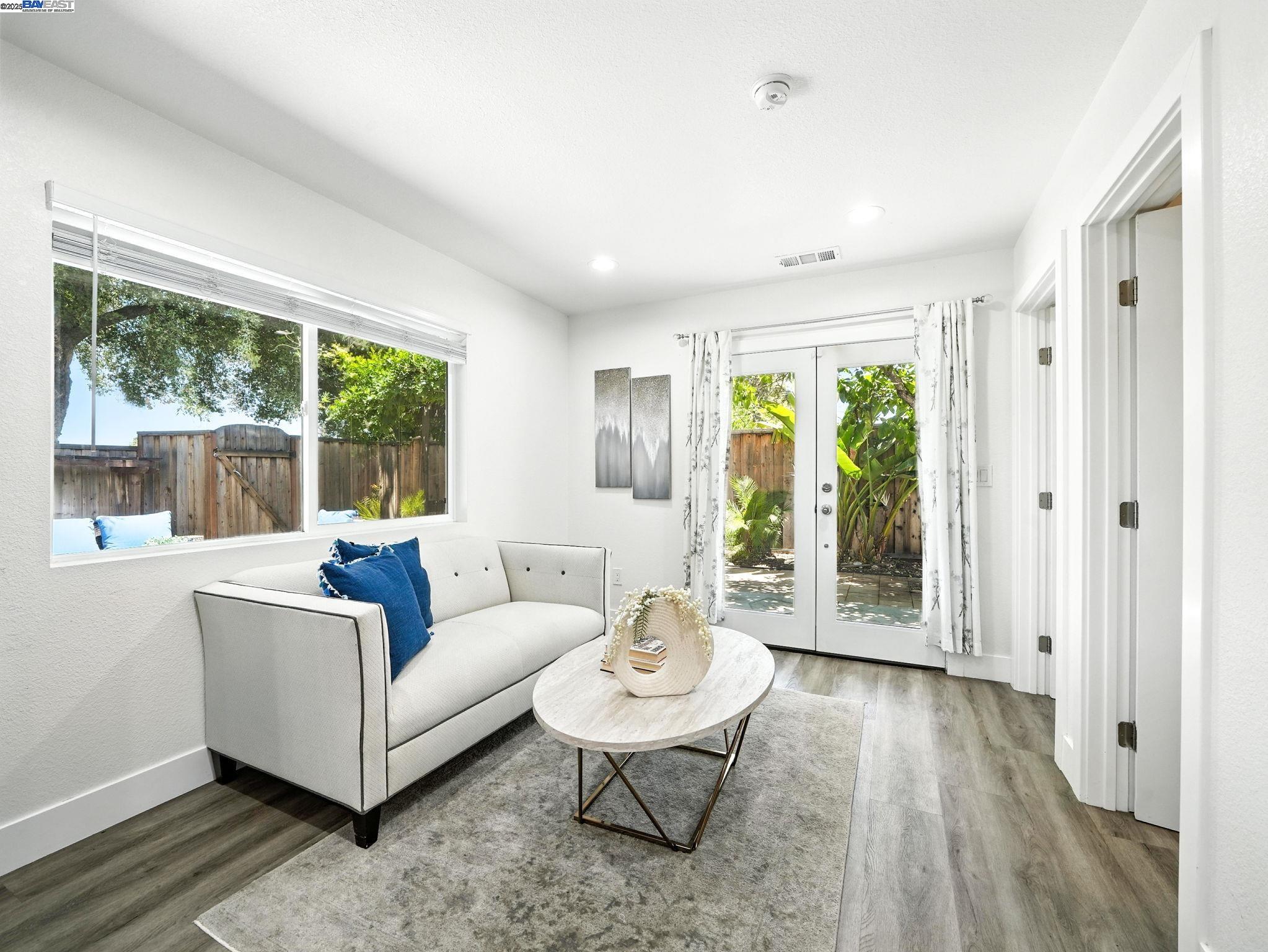 Detail Gallery Image 11 of 30 For 1641 Rue Avati, San Jose,  CA 95131 - 3 Beds | 2 Baths