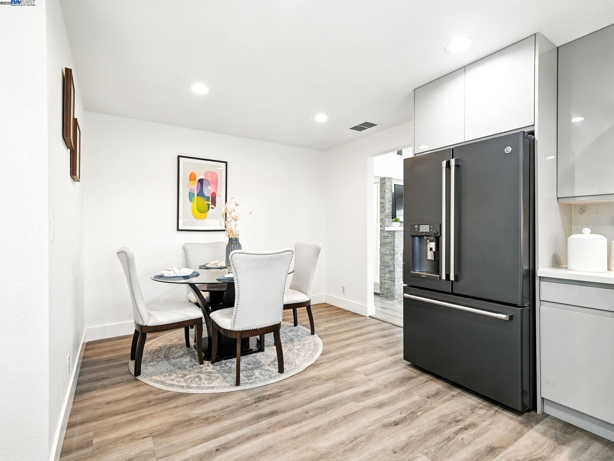 Detail Gallery Image 9 of 30 For 1641 Rue Avati, San Jose,  CA 95131 - 3 Beds | 2 Baths