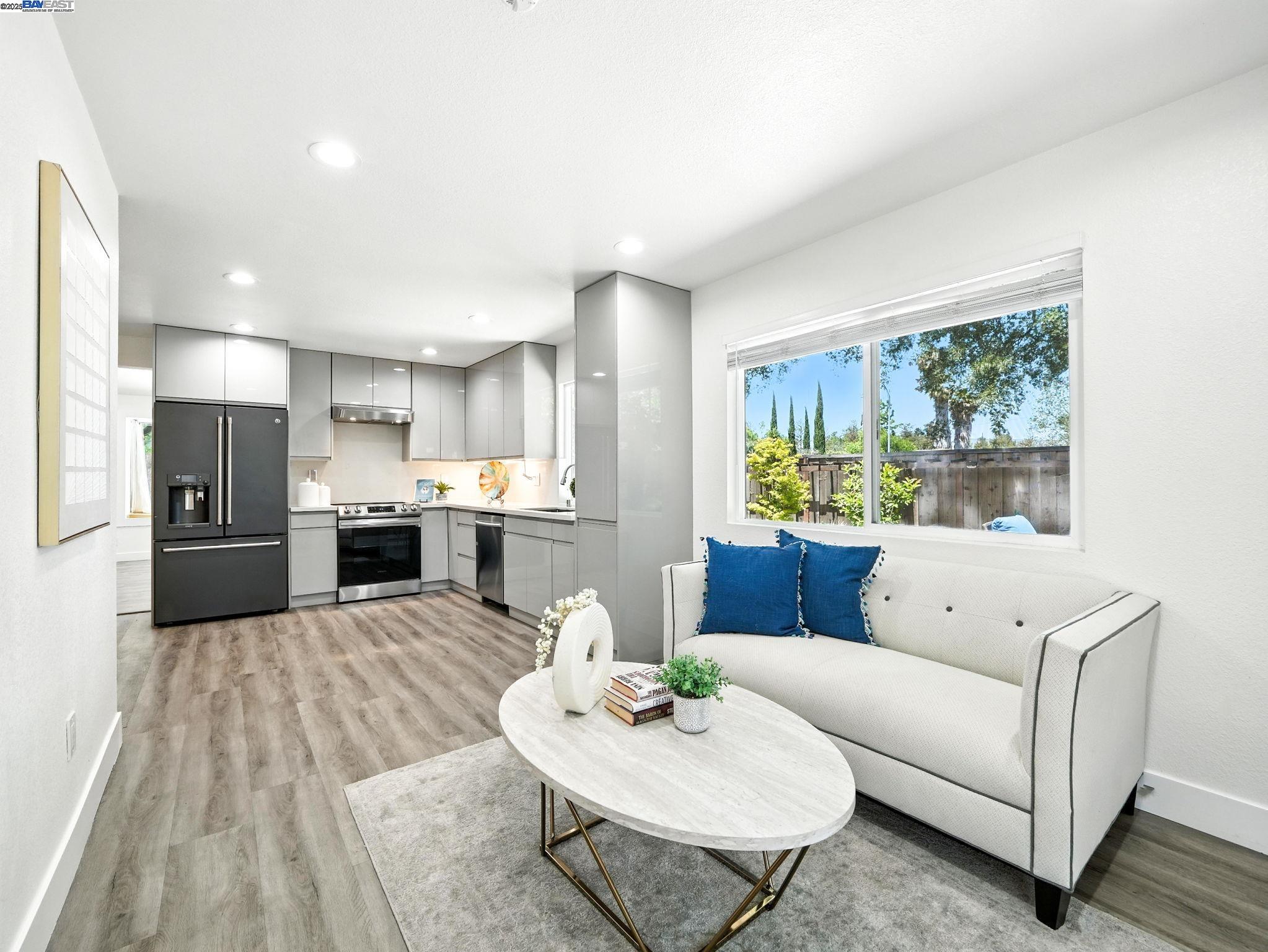 Detail Gallery Image 10 of 30 For 1641 Rue Avati, San Jose,  CA 95131 - 3 Beds | 2 Baths