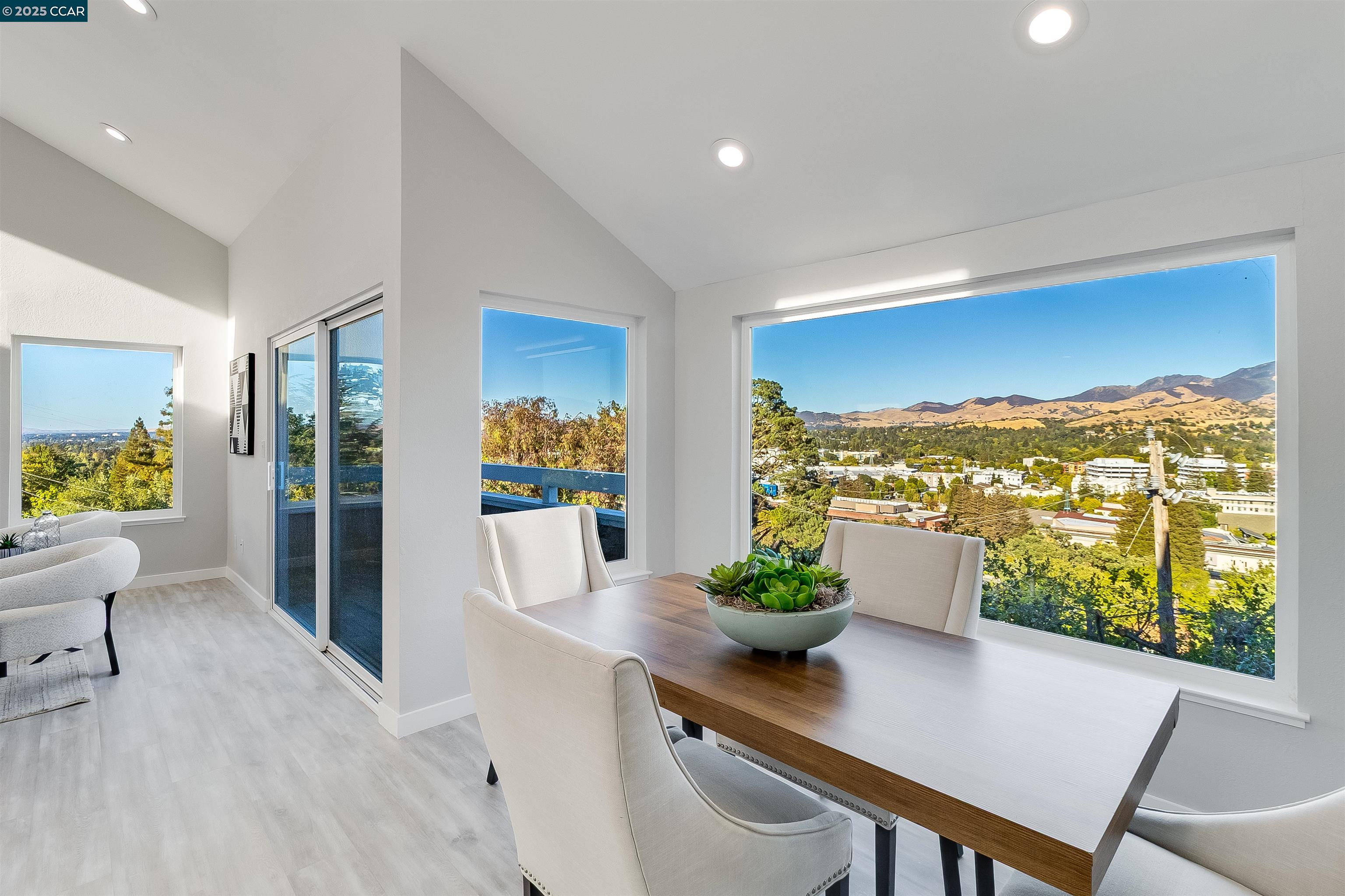Detail Gallery Image 15 of 60 For 1648 Terrace Way, Walnut Creek,  CA 94597 - 3 Beds | 2 Baths
