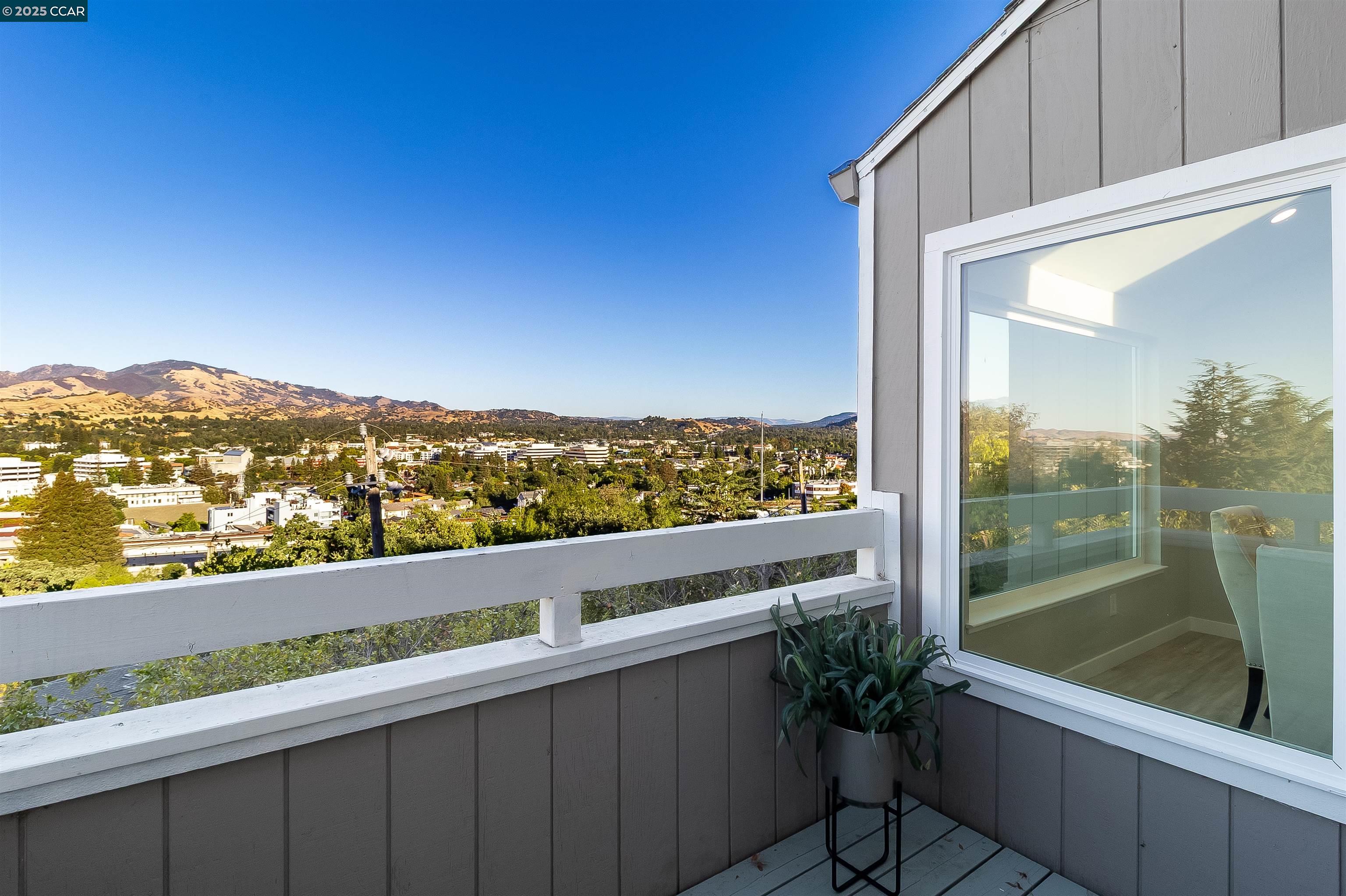 Detail Gallery Image 32 of 60 For 1648 Terrace Way, Walnut Creek,  CA 94597 - 3 Beds | 2 Baths