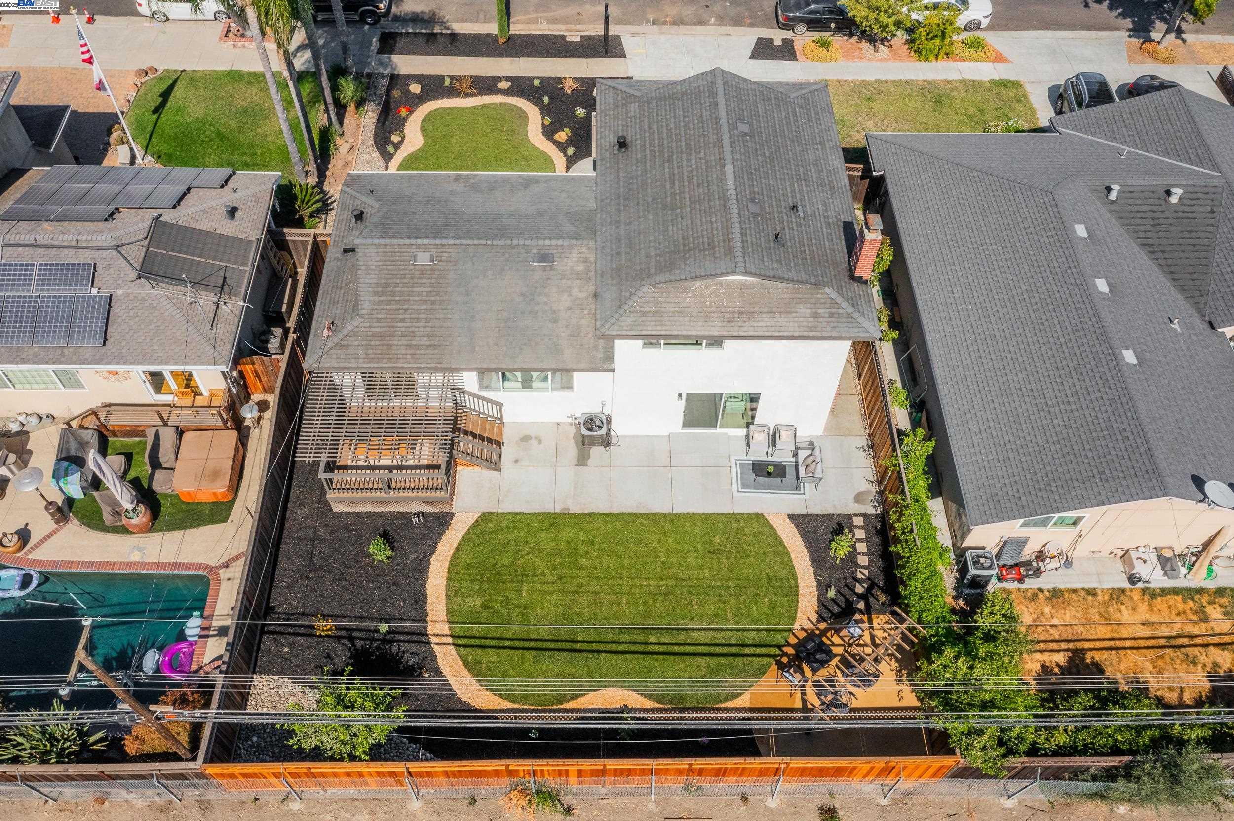 Detail Gallery Image 27 of 29 For 5850 Chesbro Ave, San Jose,  CA 95123 - 3 Beds | 2/1 Baths