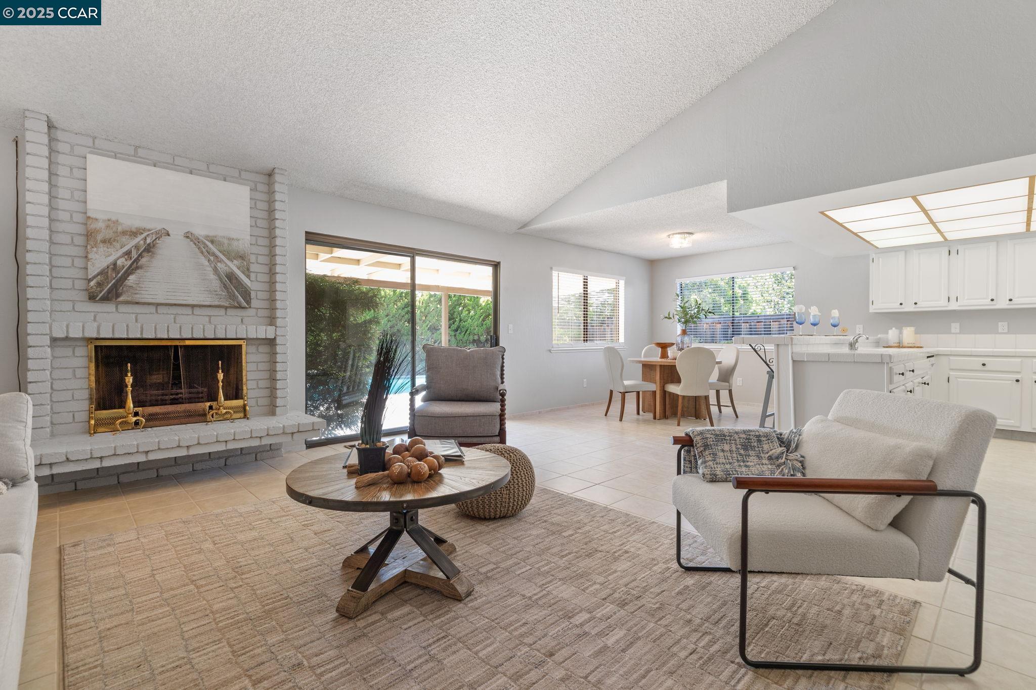 Detail Gallery Image 20 of 60 For 323 York Ct, Walnut Creek,  CA 94598 - 4 Beds | 2/1 Baths