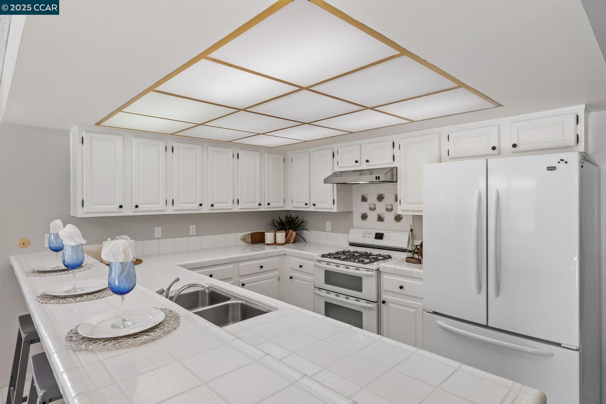 Detail Gallery Image 22 of 60 For 323 York Ct, Walnut Creek,  CA 94598 - 4 Beds | 2/1 Baths