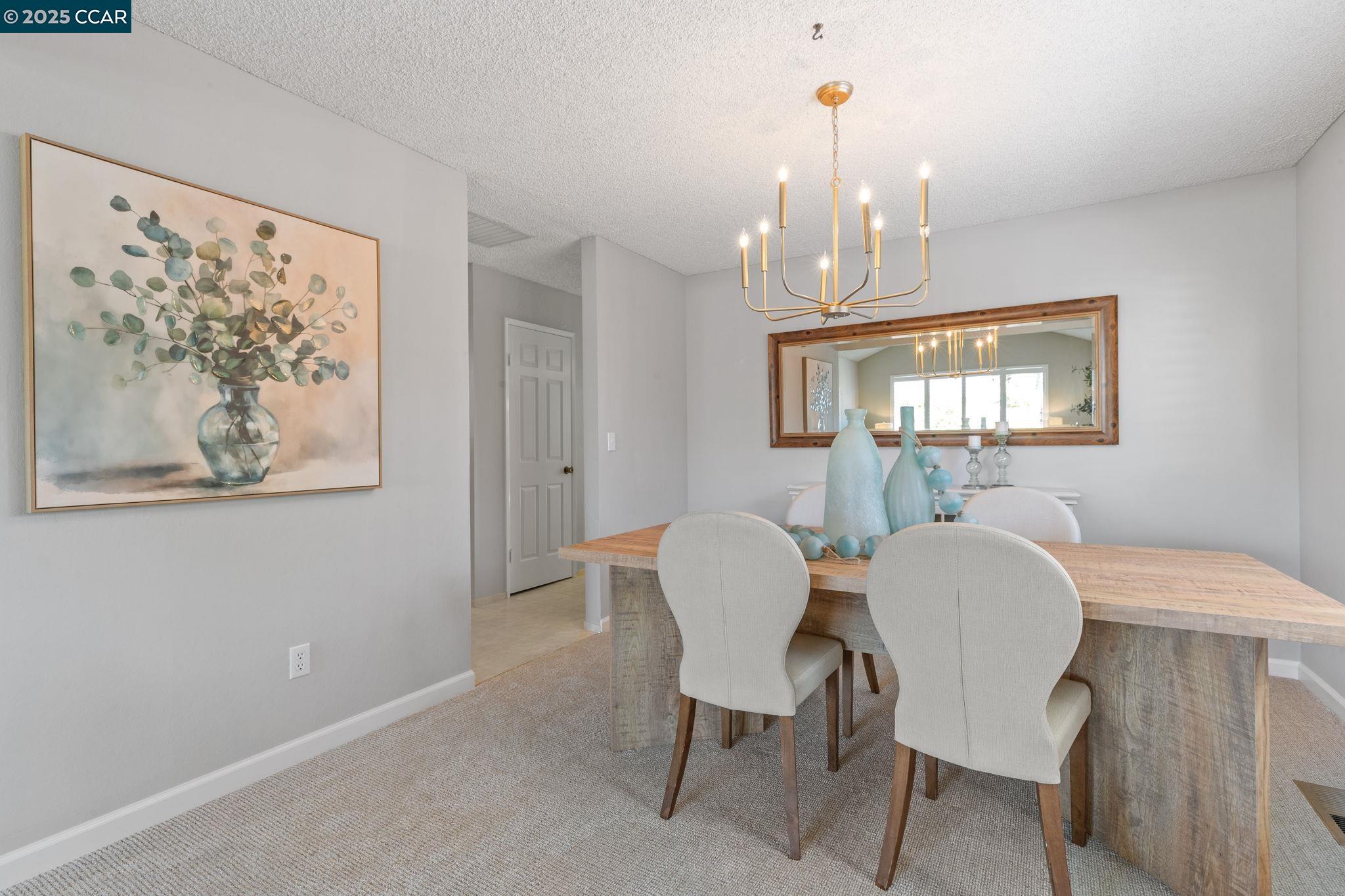 Detail Gallery Image 30 of 60 For 323 York Ct, Walnut Creek,  CA 94598 - 4 Beds | 2/1 Baths